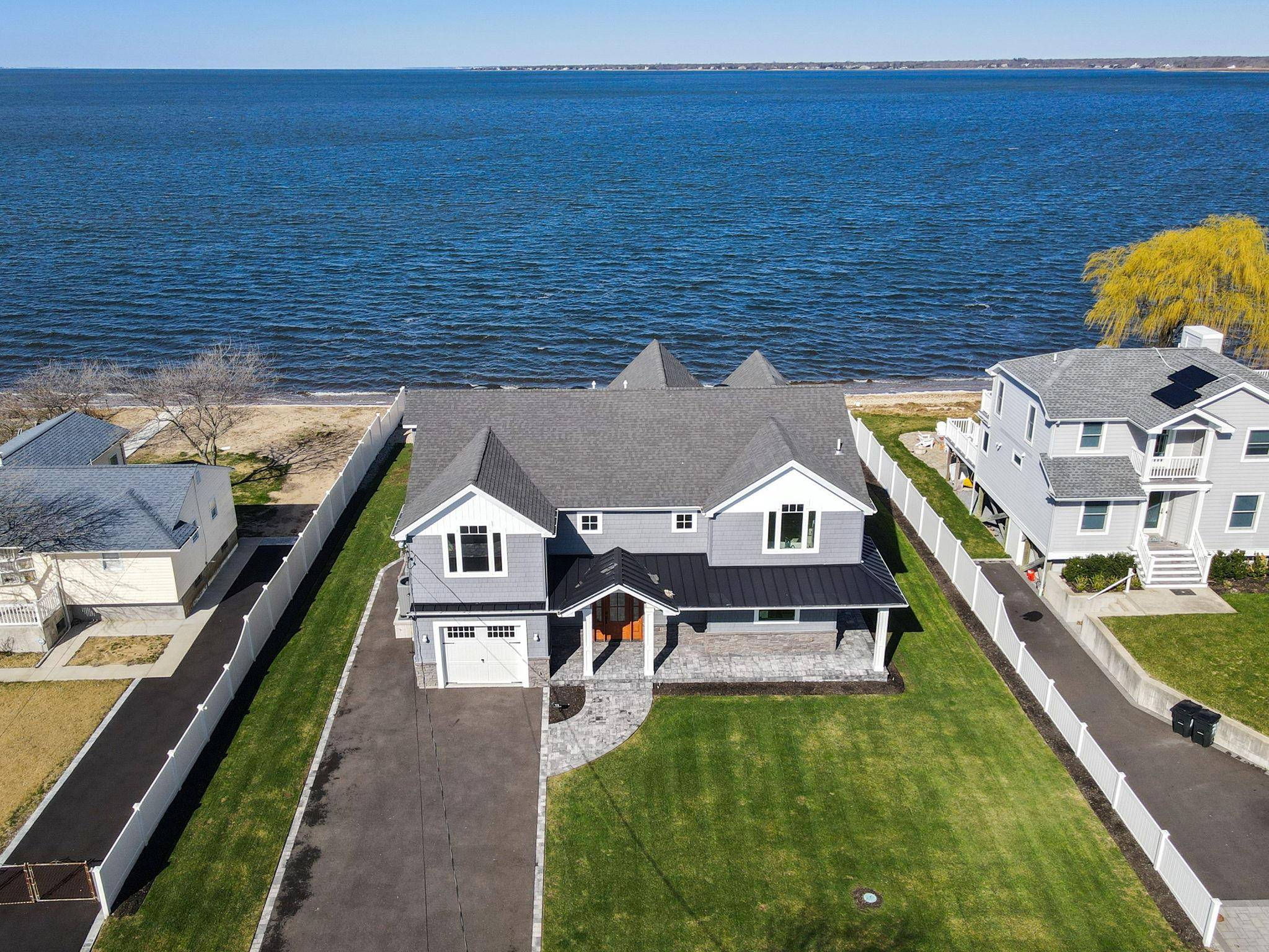 Shirley, NY 11967,72 Grandview DR
