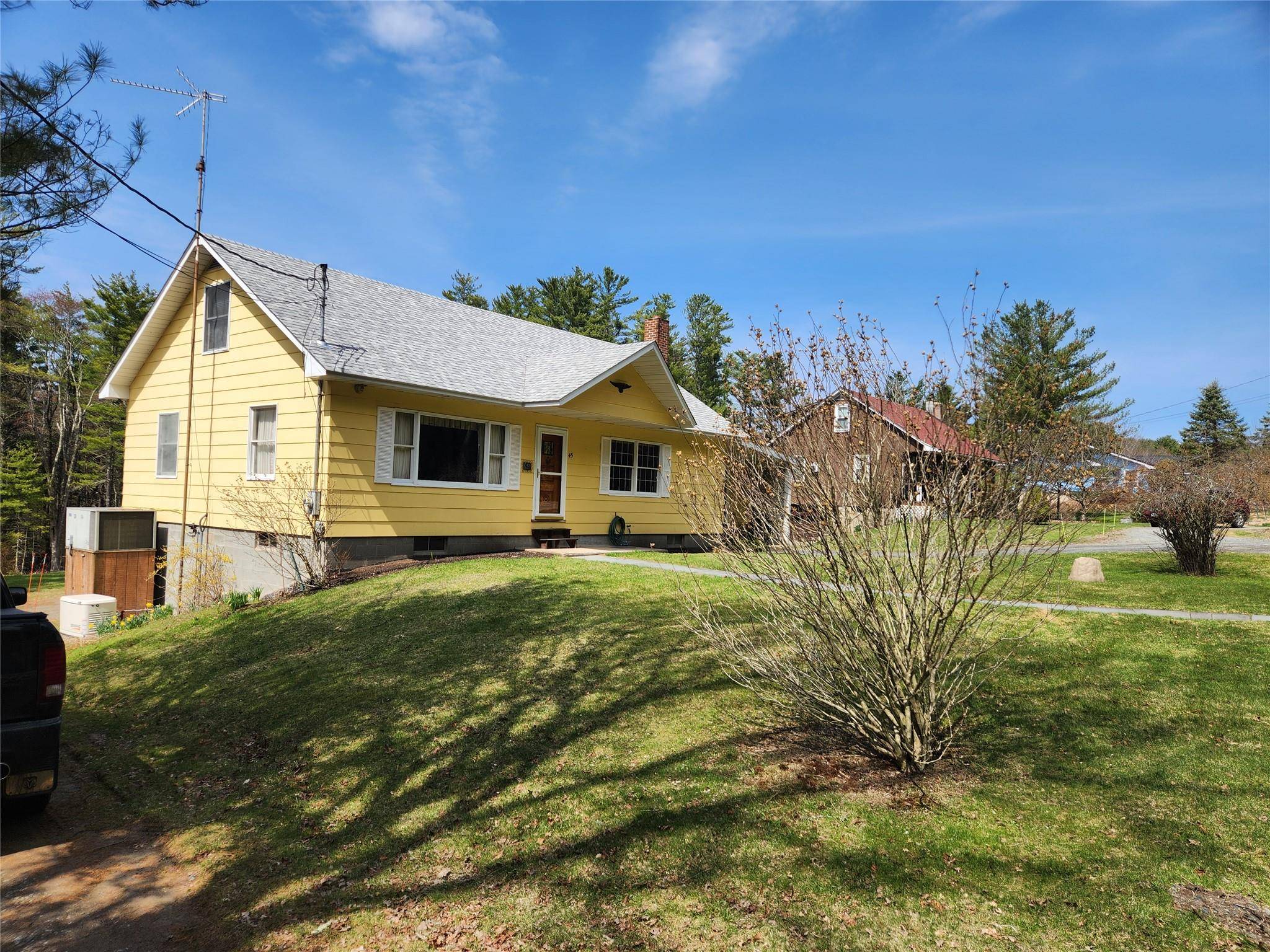 Sparrowbush, NY 12780,45 Hartwood Club RD