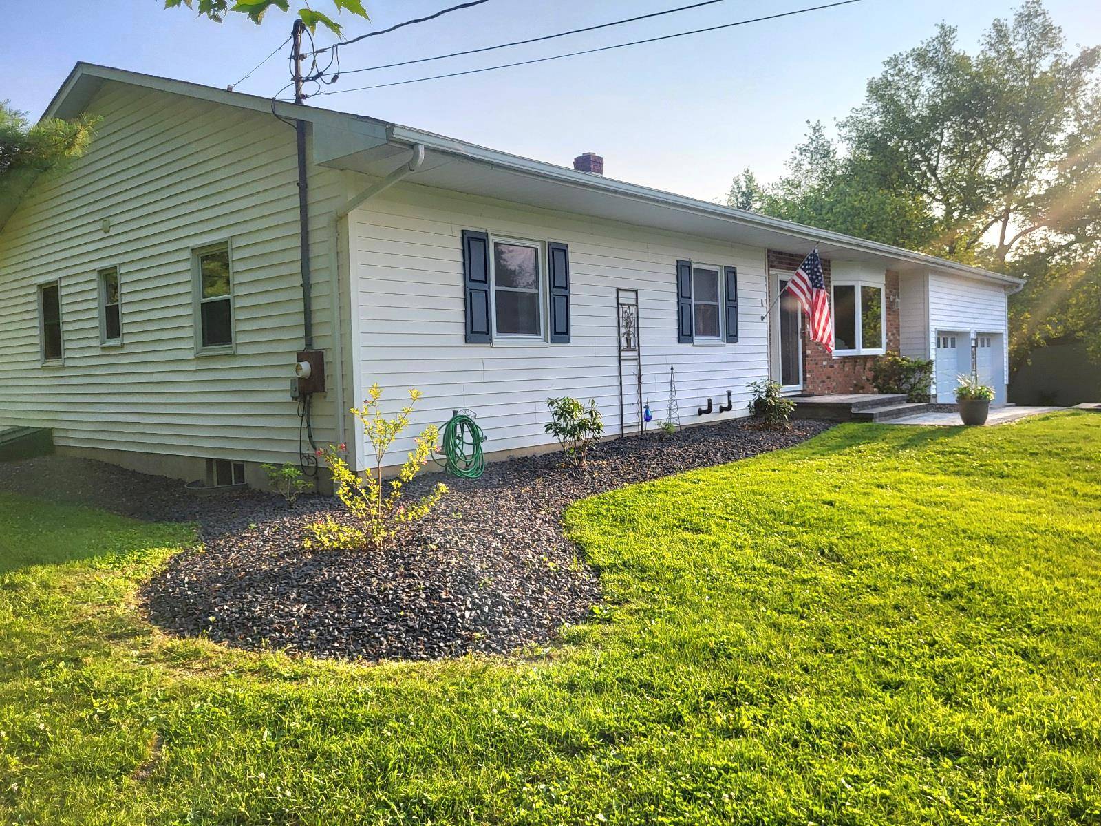 Walden, NY 12586,49 Houtman DR