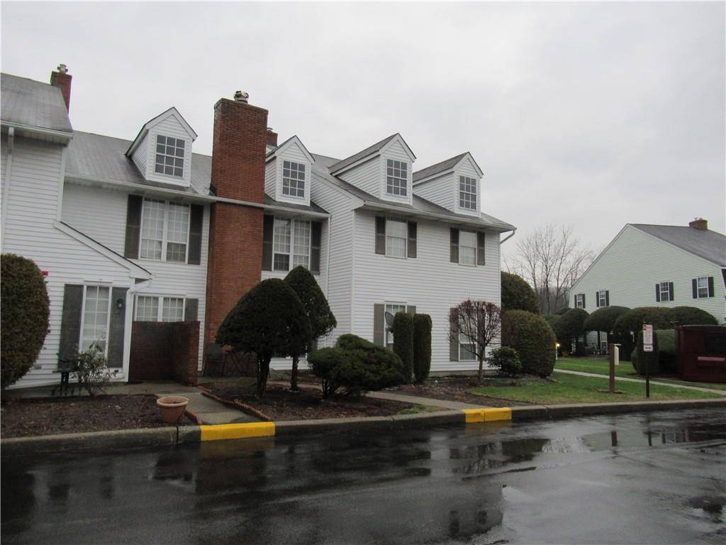 Warwick, NY 10990-4232,26 The Rise