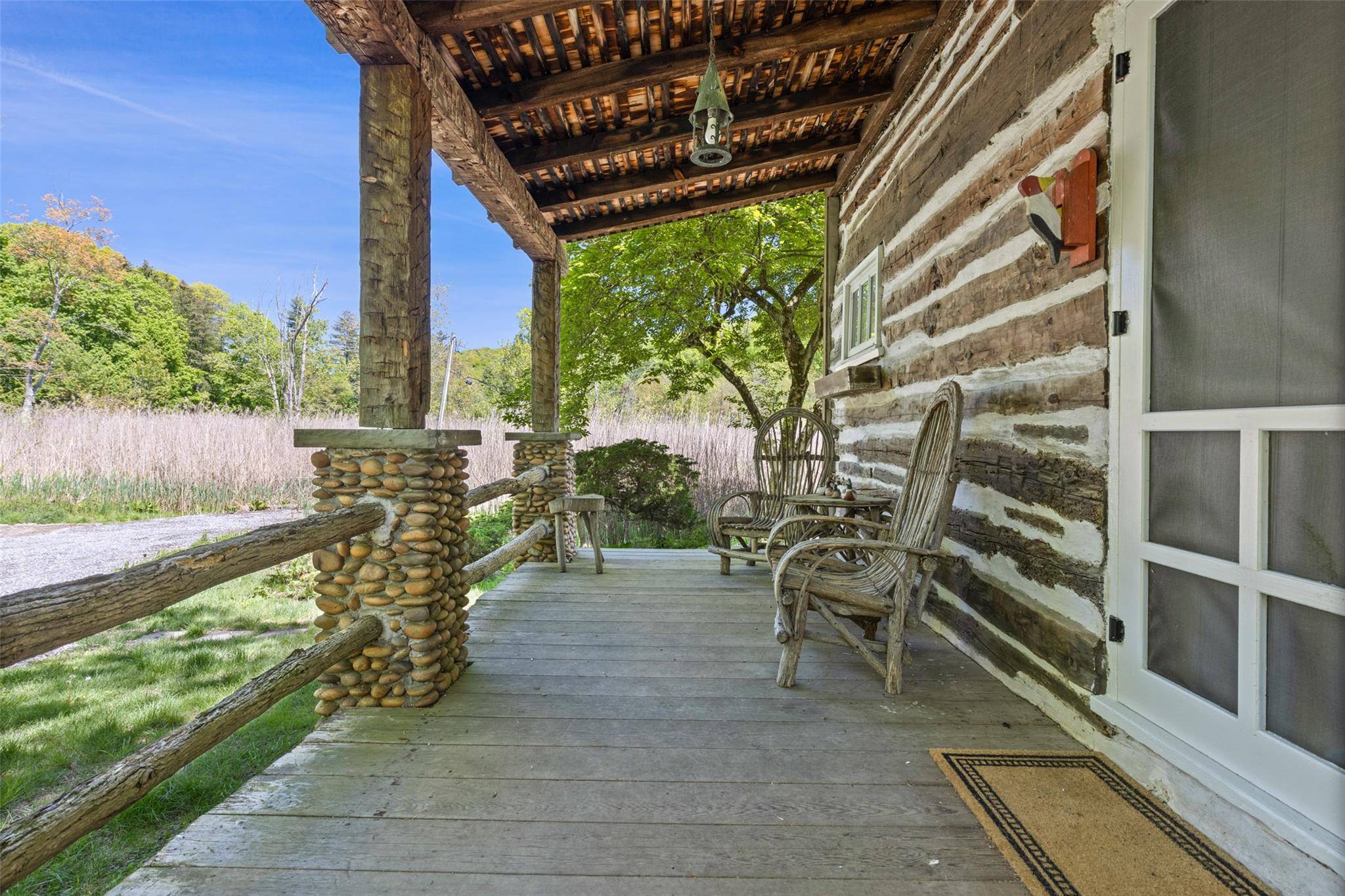 Ossining, NY 10562,227 Cedar LN