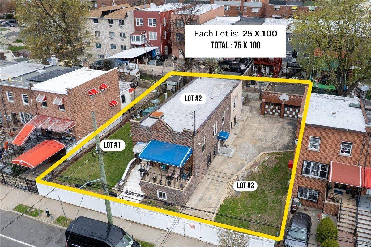 Bronx, NY 10469,1021 E 213th ST