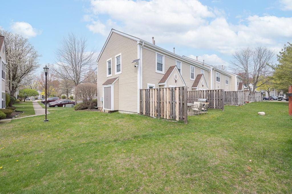 Spring Valley, NY 10977,42 Creekside CIR
