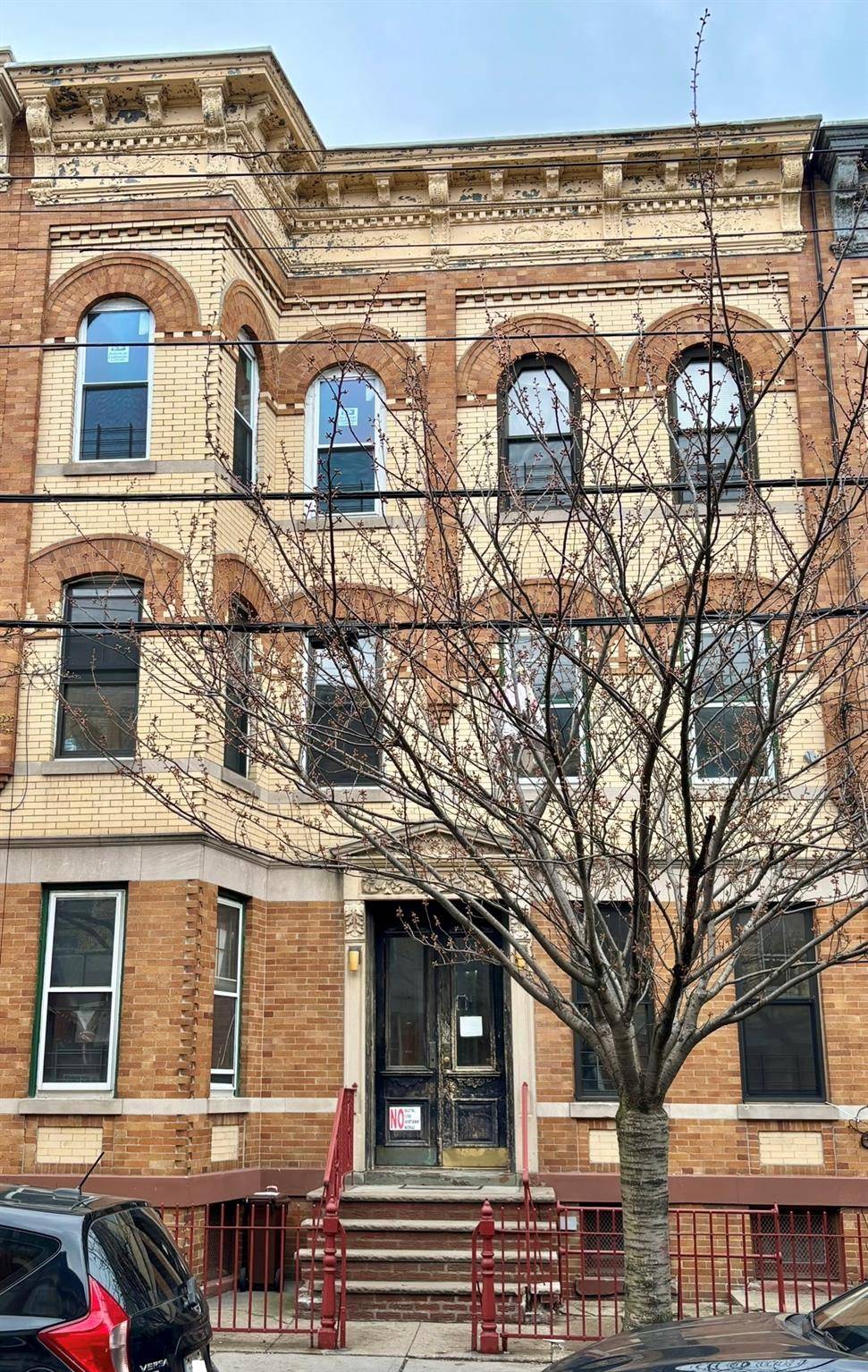 Ridgewood, NY 11385,1830 Cornelia ST