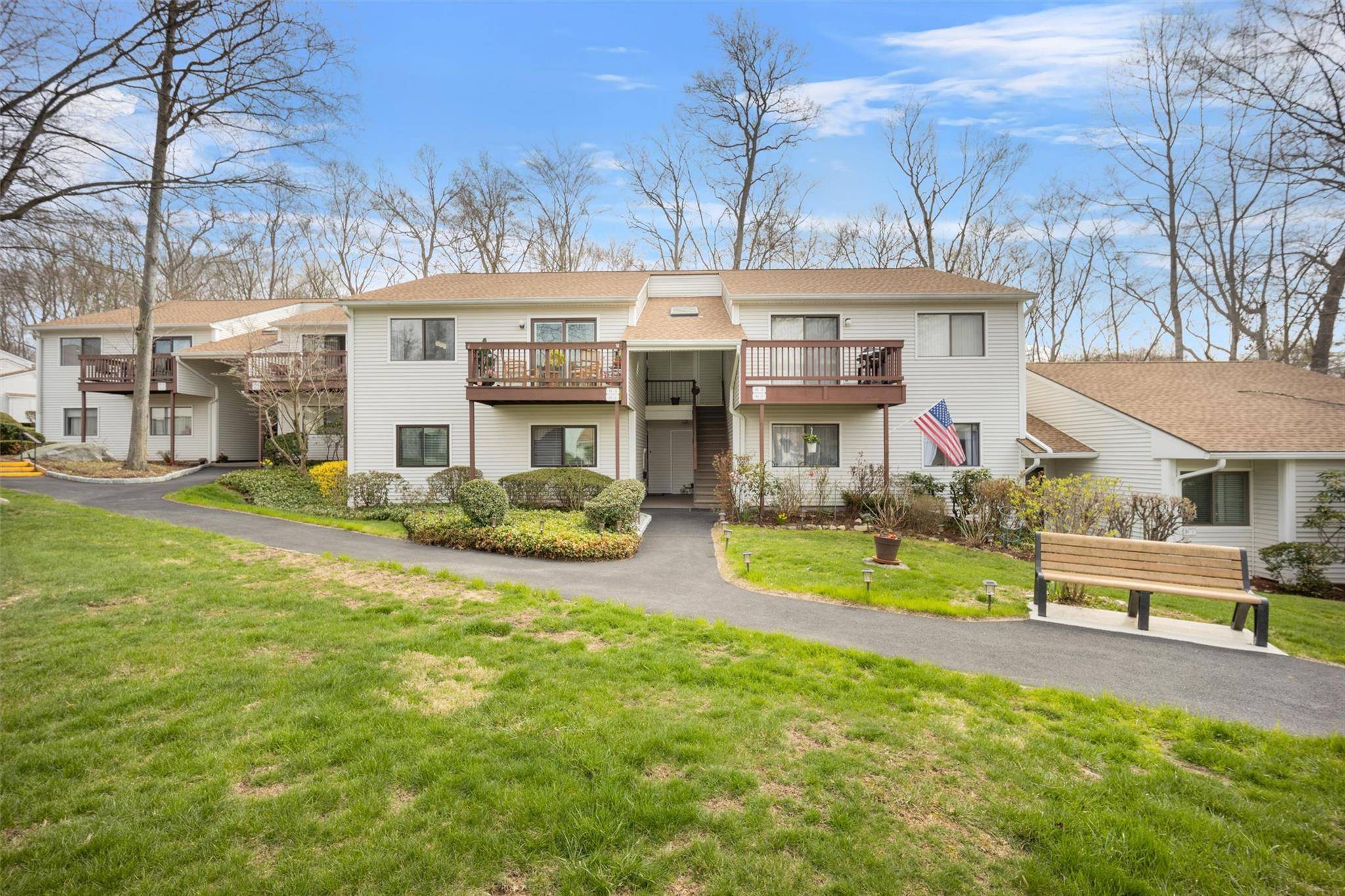 Yorktown Heights, NY 10598,84 Molly Pitcher LN #G