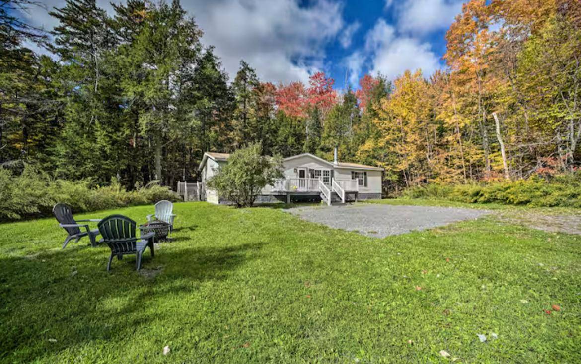 Tannersville, NY 12485,264 Bloomer RD