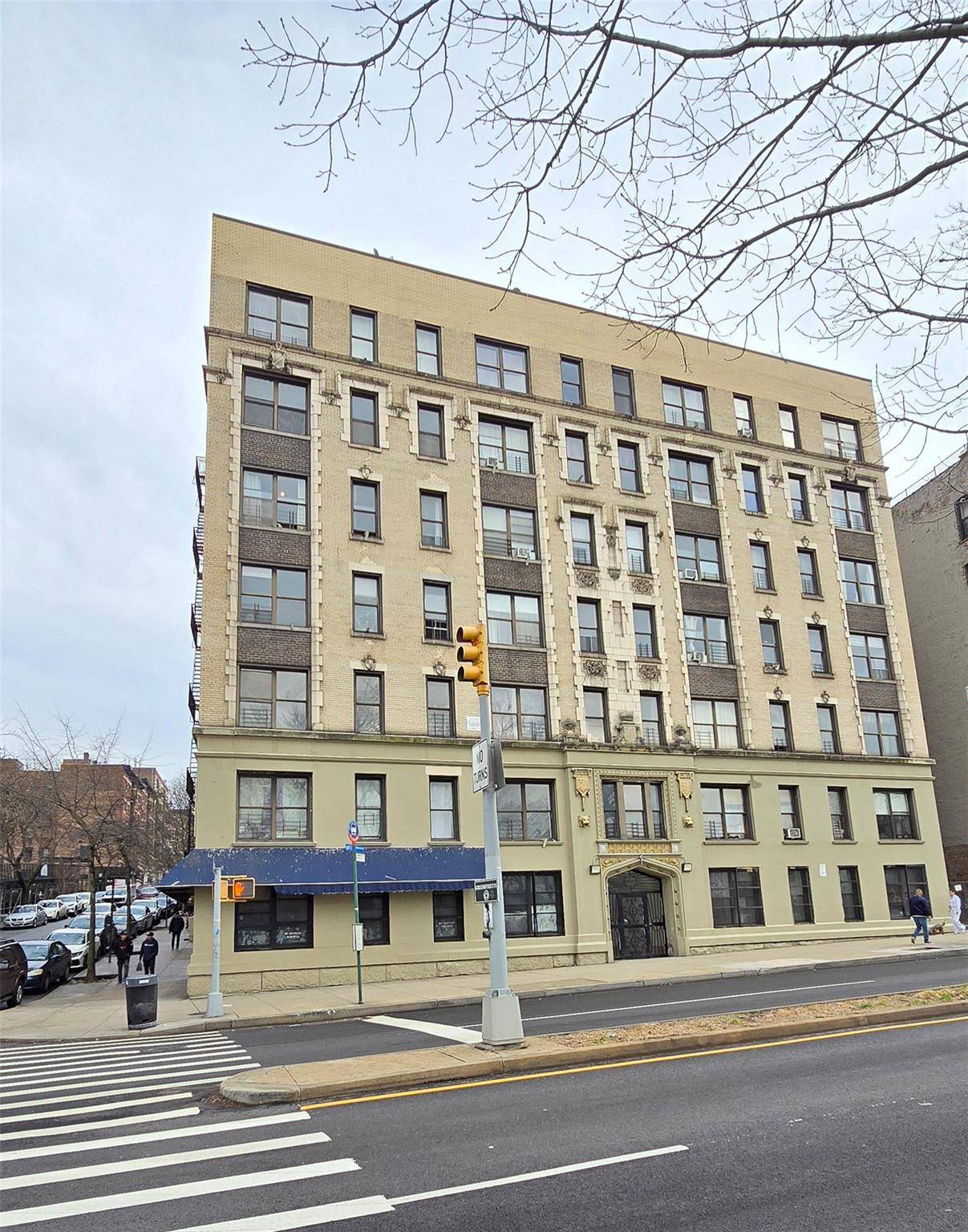 New York (manhattan), NY 10031,618 Riverside DR #24