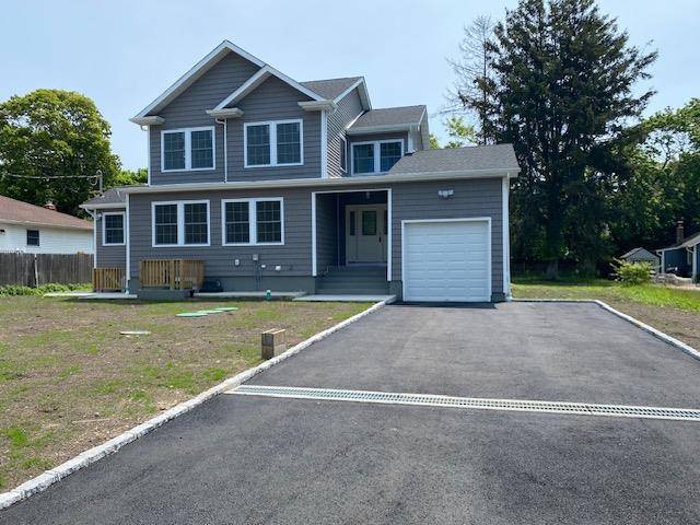 East Patchogue, NY 11772,195 UNION