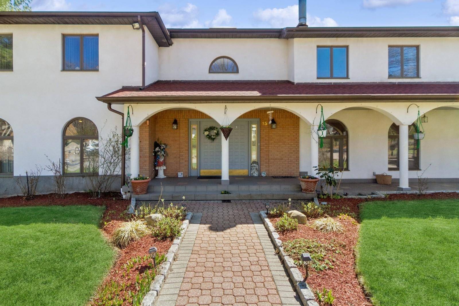 Cortlandt Manor, NY 10567,15 Horton LN
