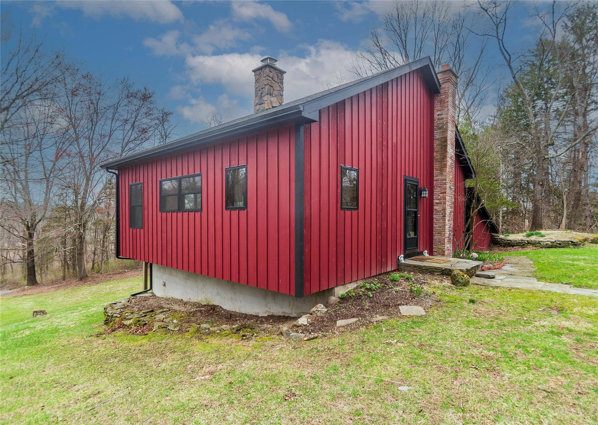 Clinton Corners, NY 12514,39 Willow LN