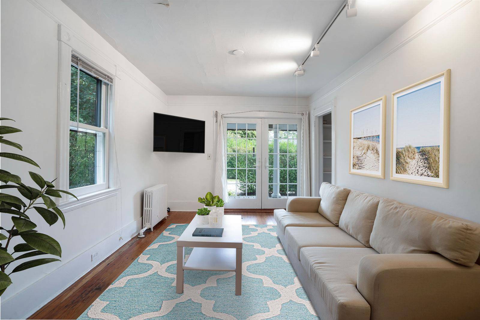 Southampton, NY 11968,99 Fordham RD #B