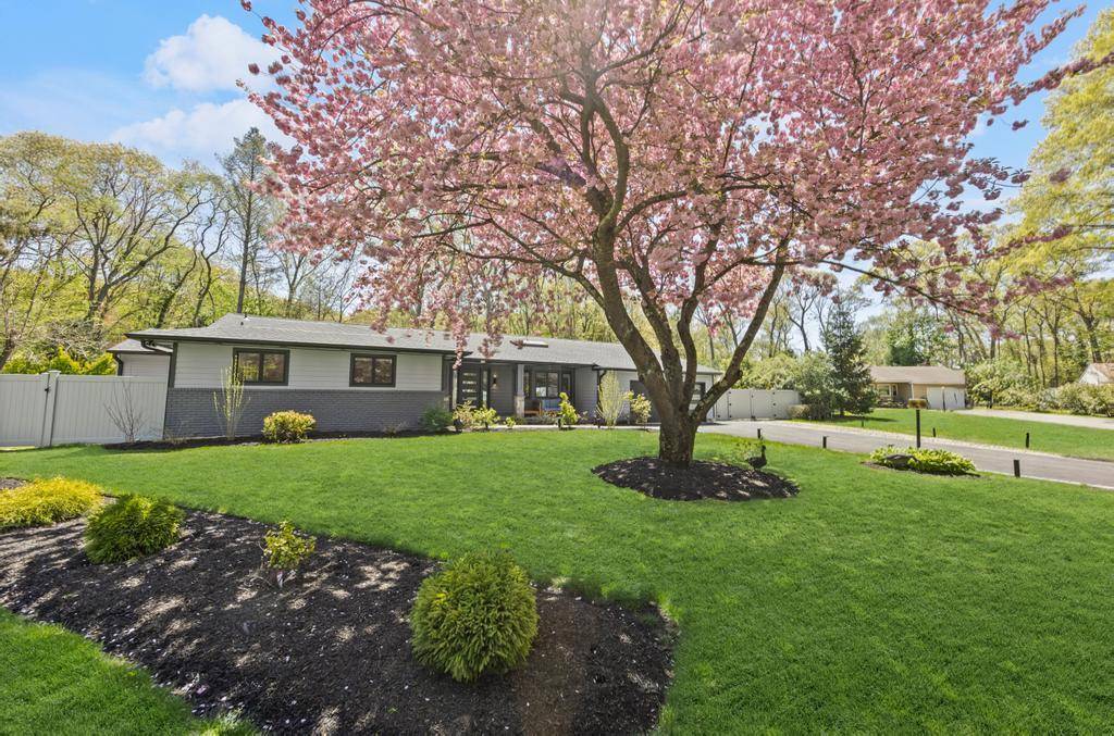 Huntington Station, NY 11746,6 Rigger CT