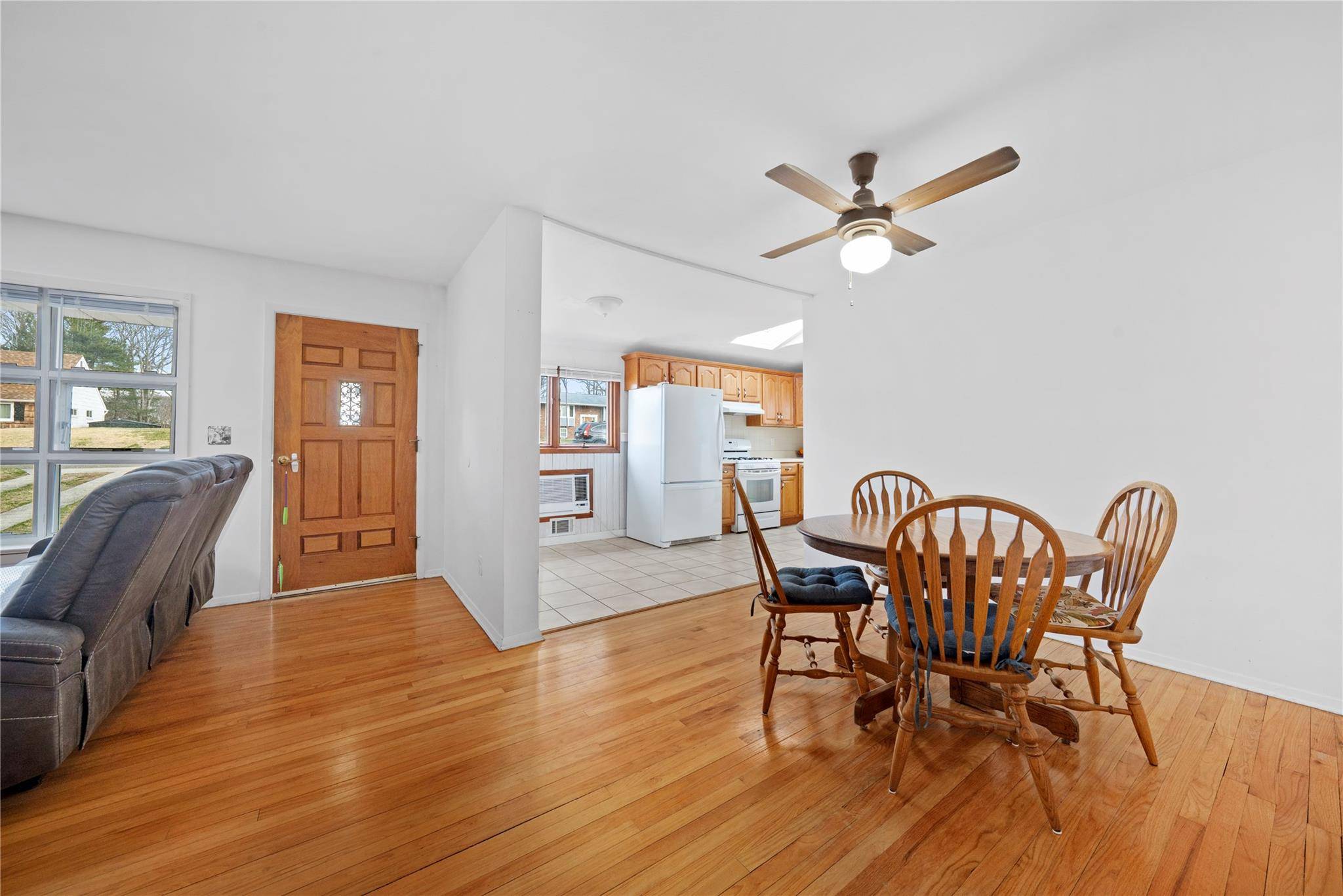 Hauppauge, NY 11788,22 Eagle LN
