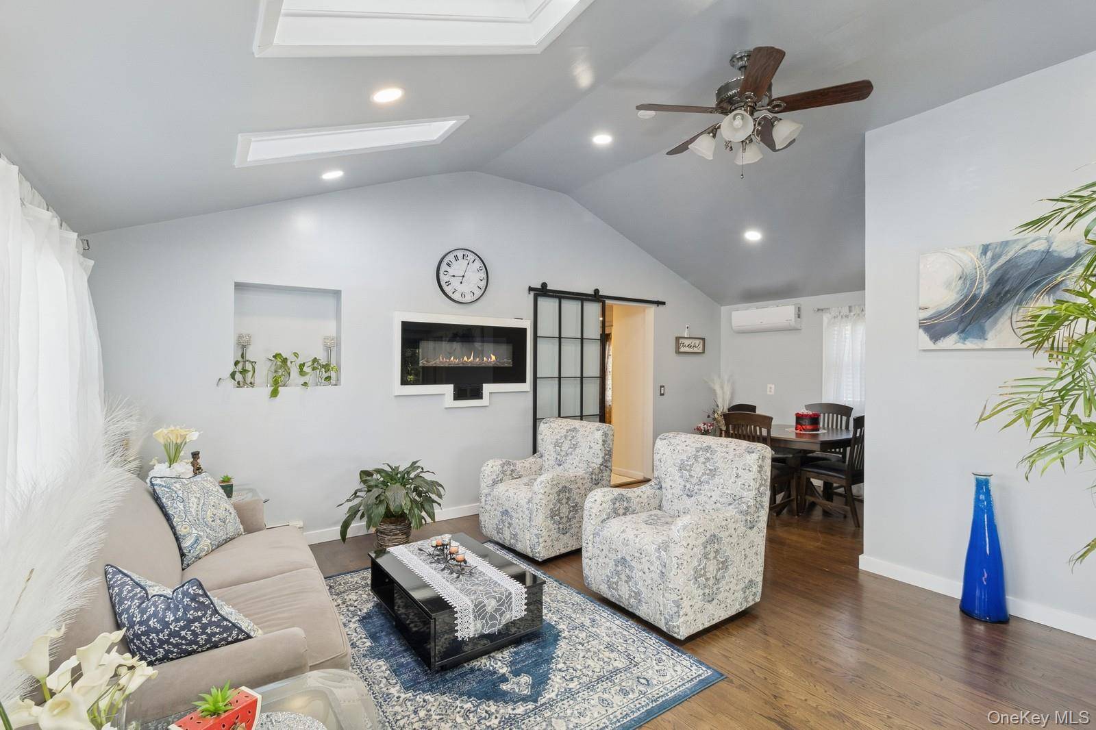 Bridgehampton, NY 11932,174 Norris Ln