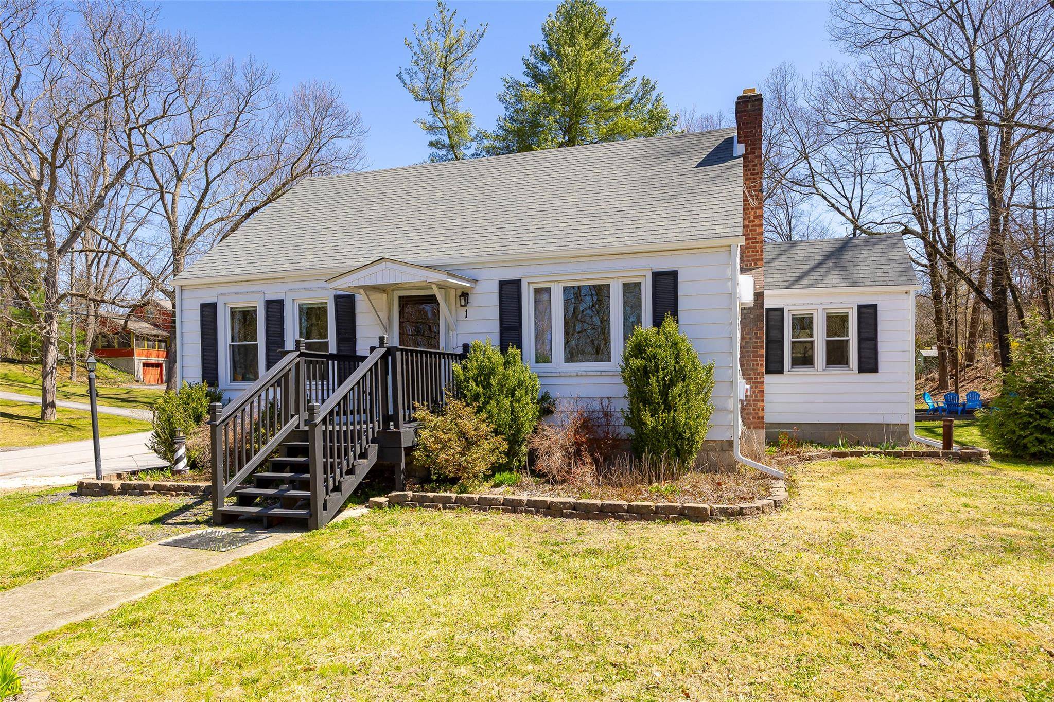 Poughkeepsie, NY 12601,1 Kennedy RD