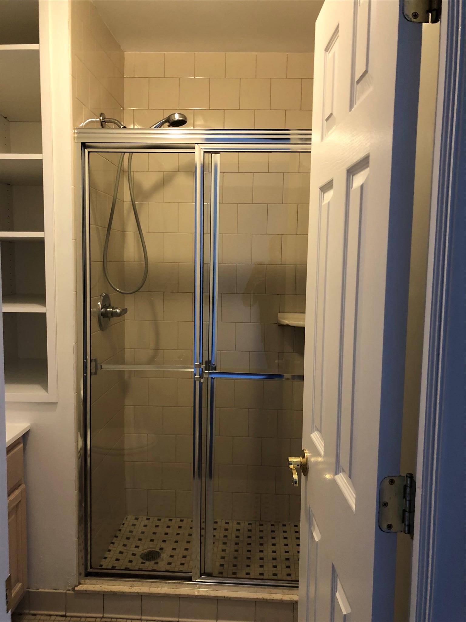 Forest Hills, NY 11375,103-07 Metropolitan Ave