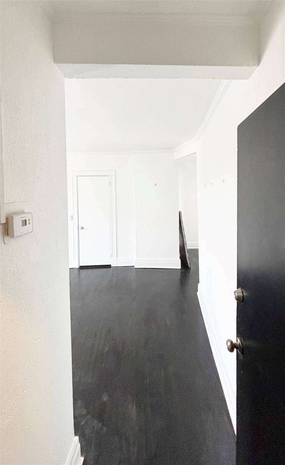Babylon, NY 11702,128 Deer Park AVE