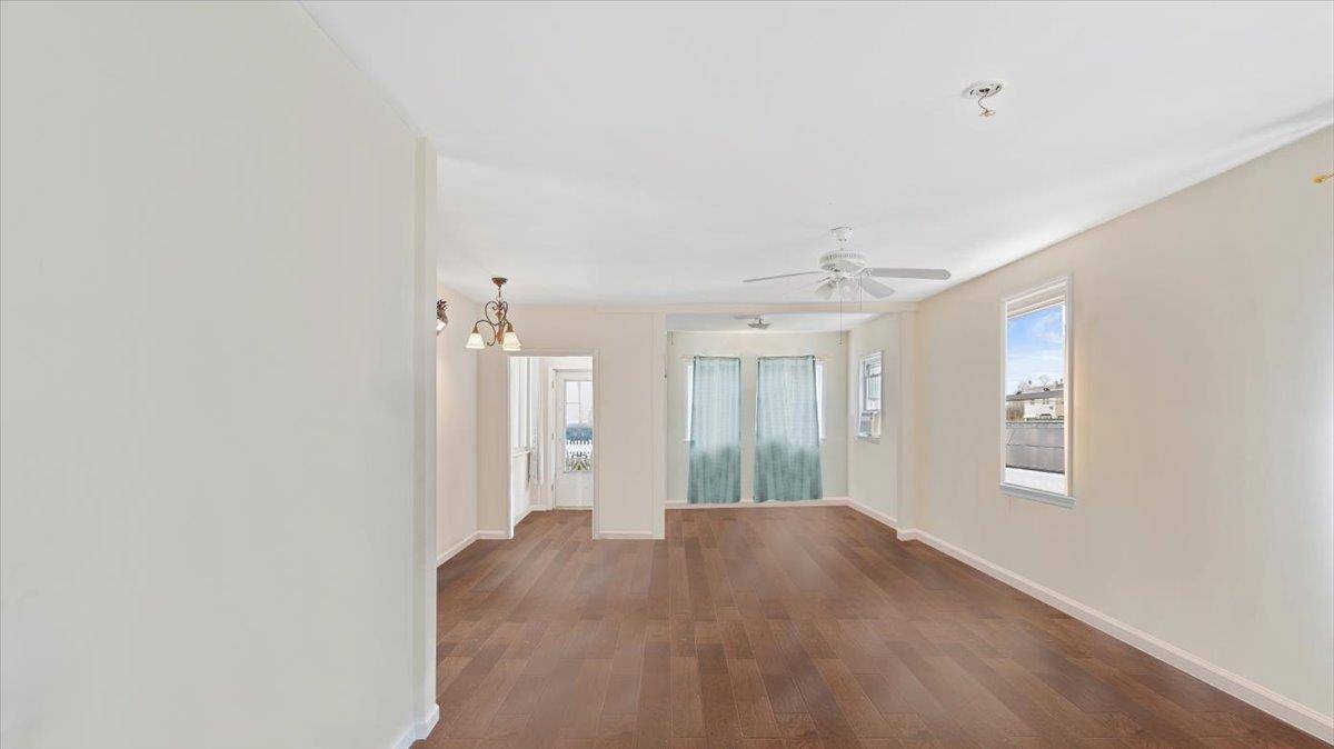 Bronx, NY 10465,3169 Fairmount AVE