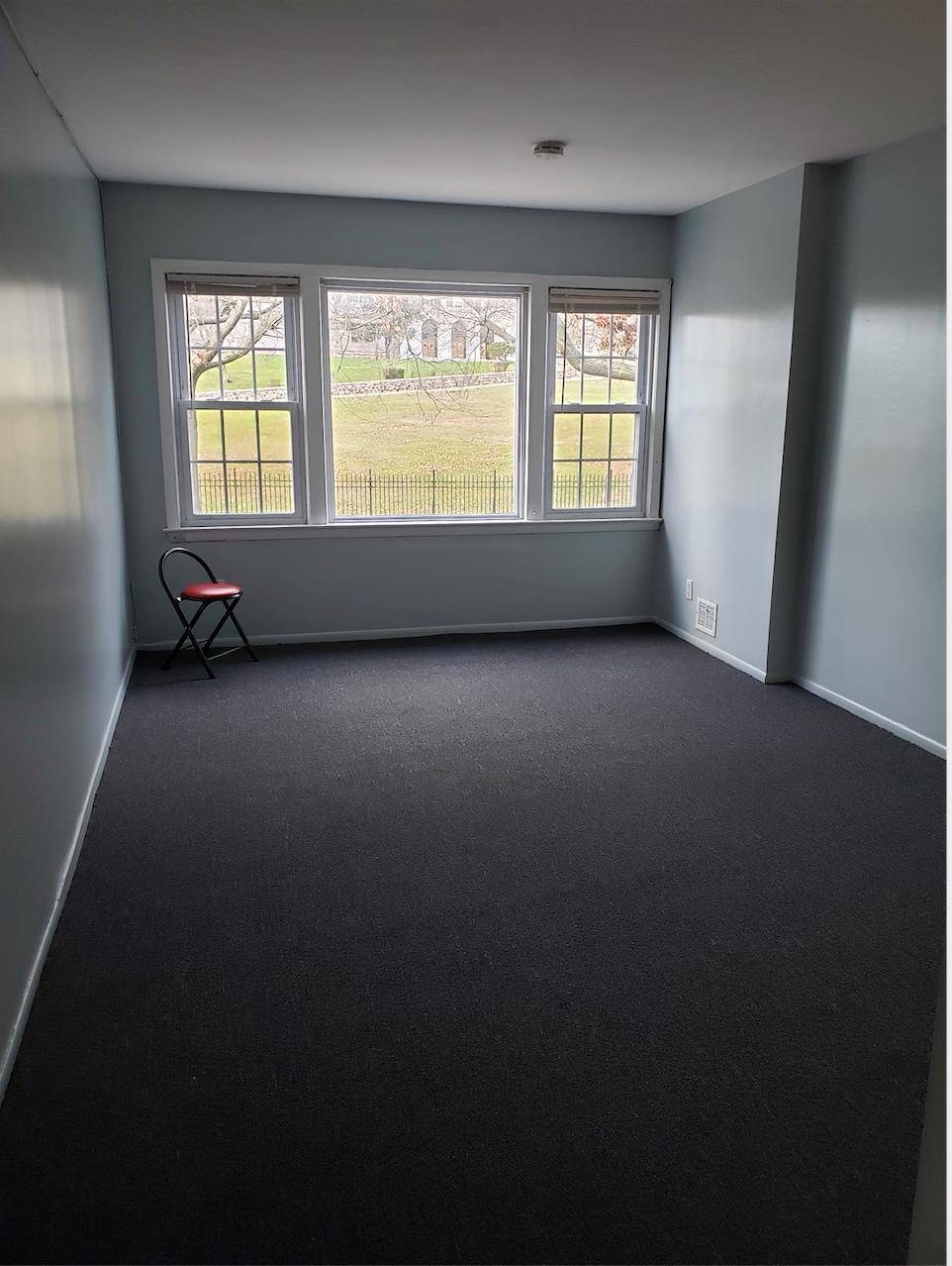 Jamaica Hills, NY 11432,166 26 Gothic DR #2