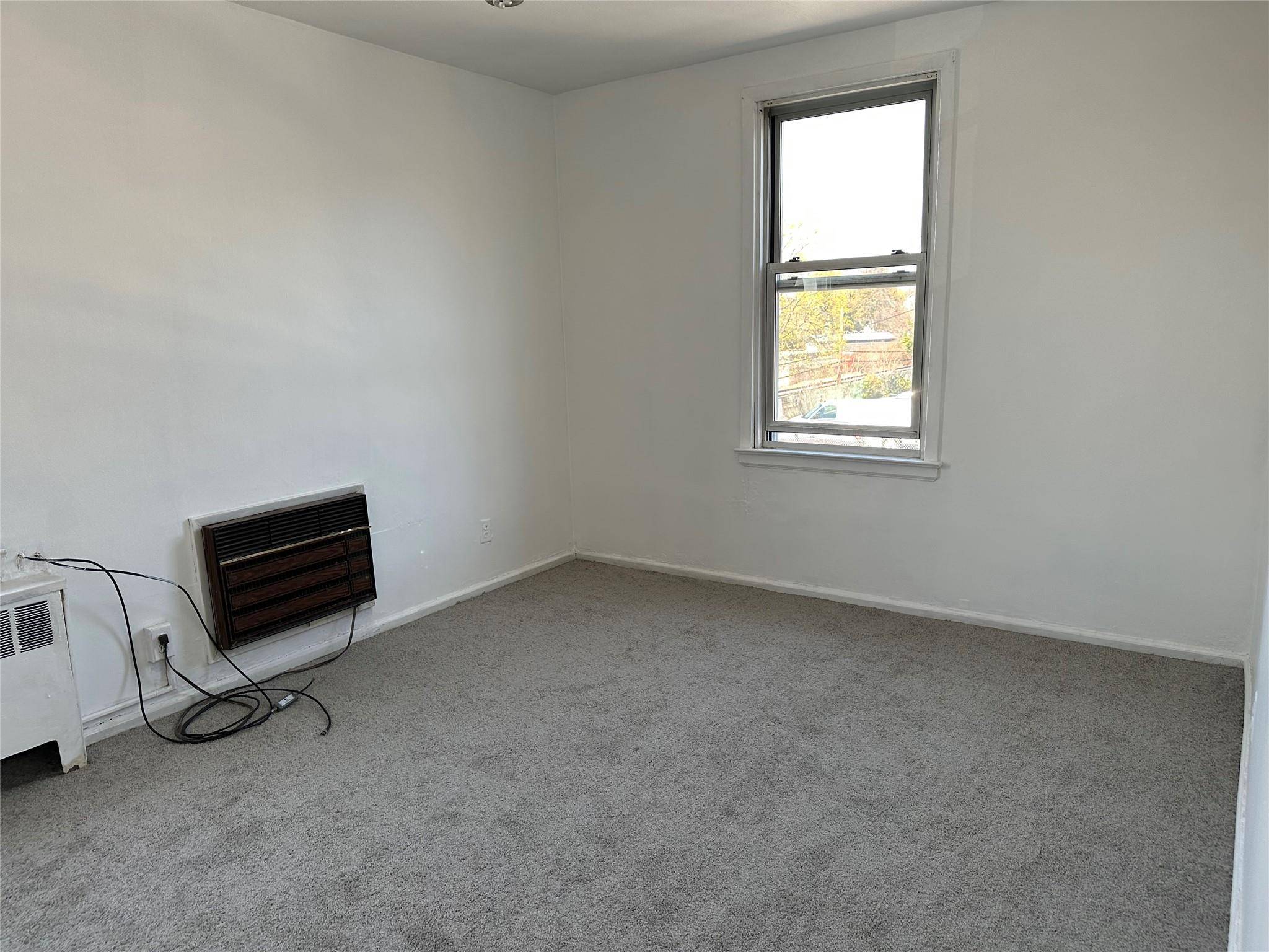 Valley Stream, NY 11581,74 Gibson BLVD #2D