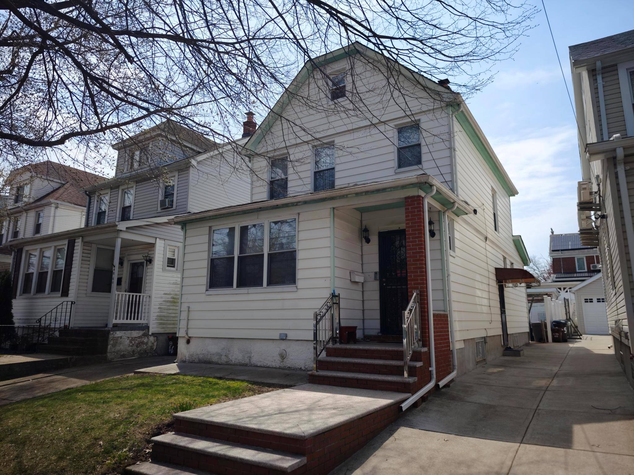 Flushing, NY 11358,4658 189th ST