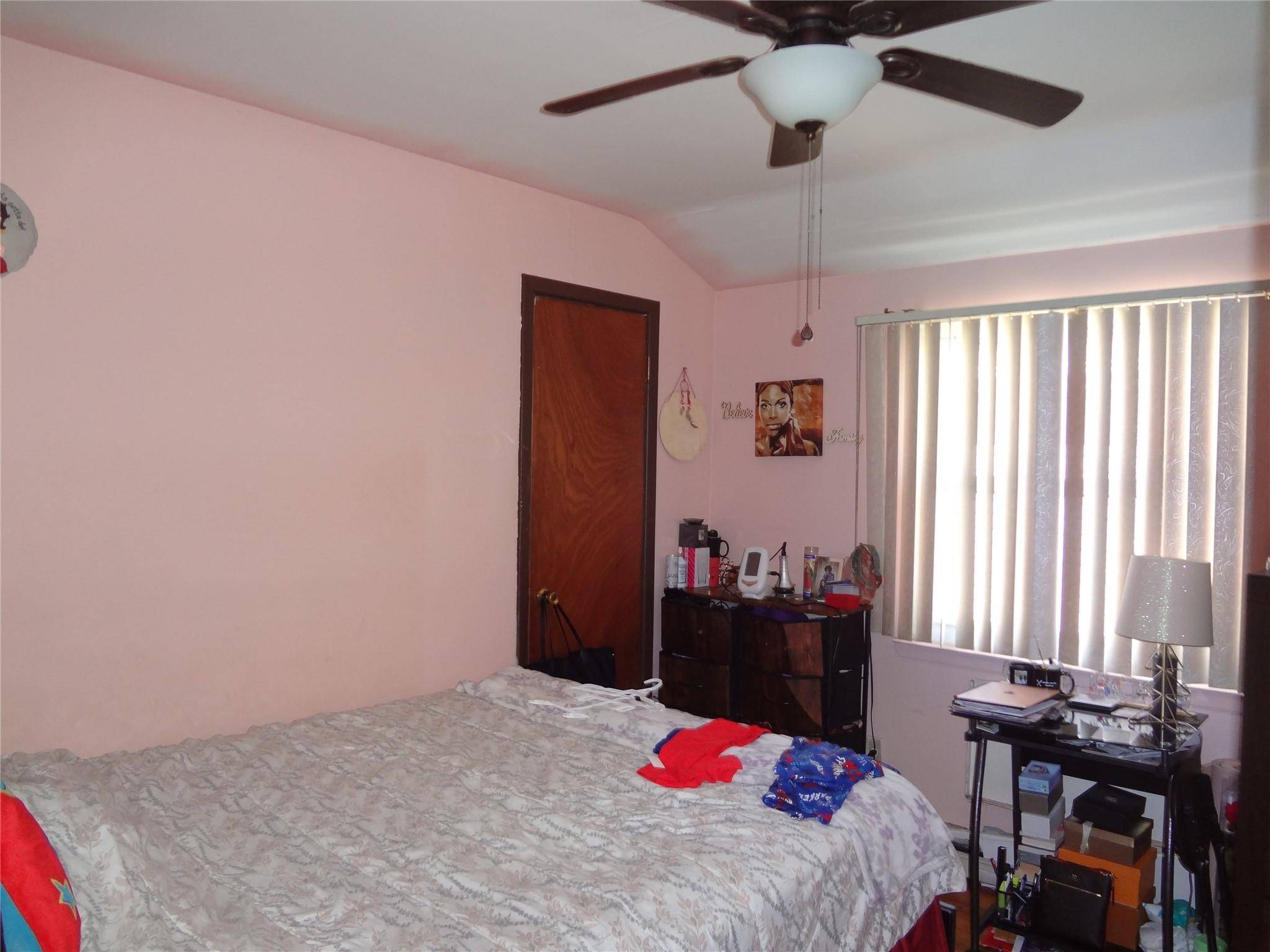 Springfield Gardens, NY 11434,14449 176th ST