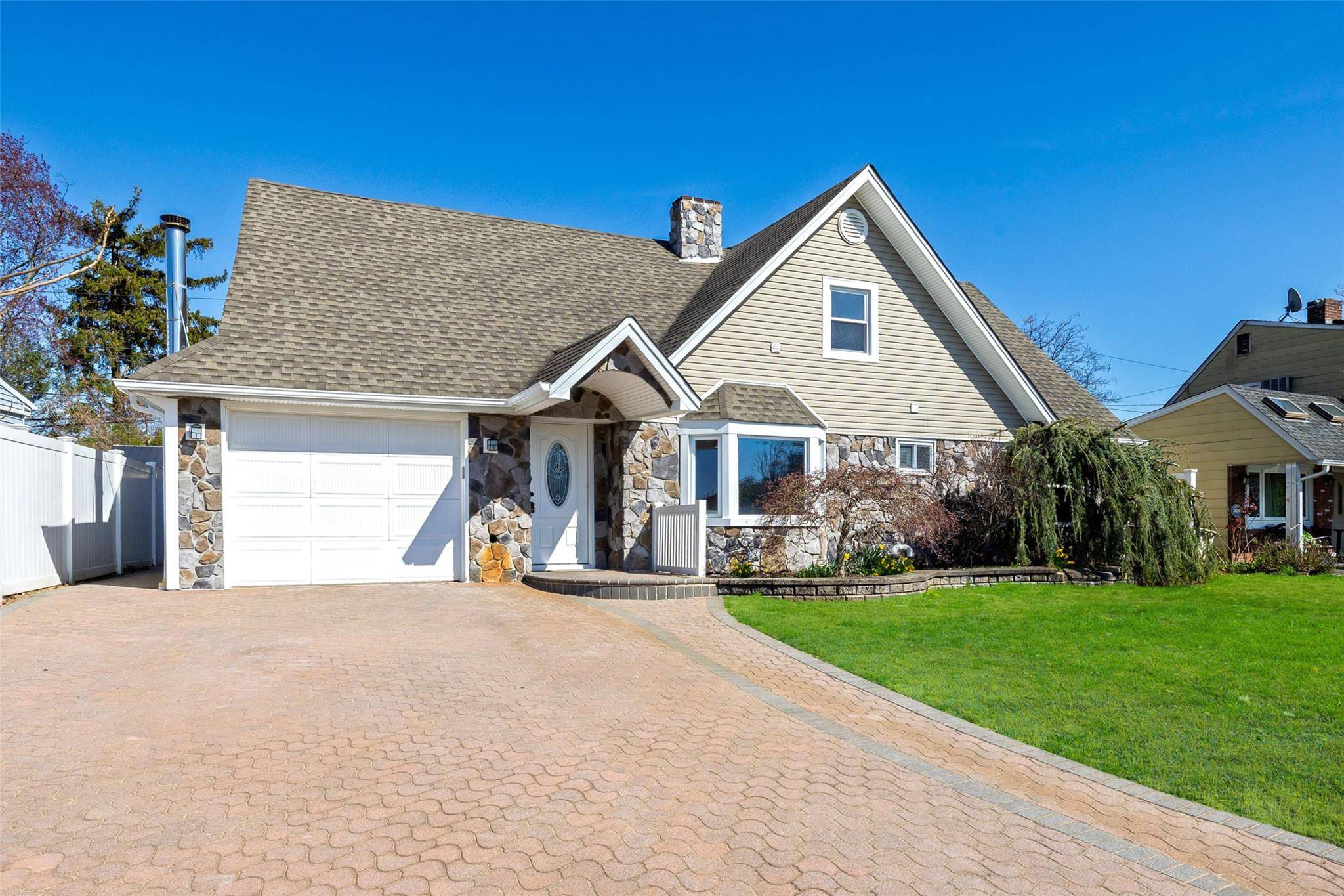 Levittown, NY 11756,50 Prentice RD