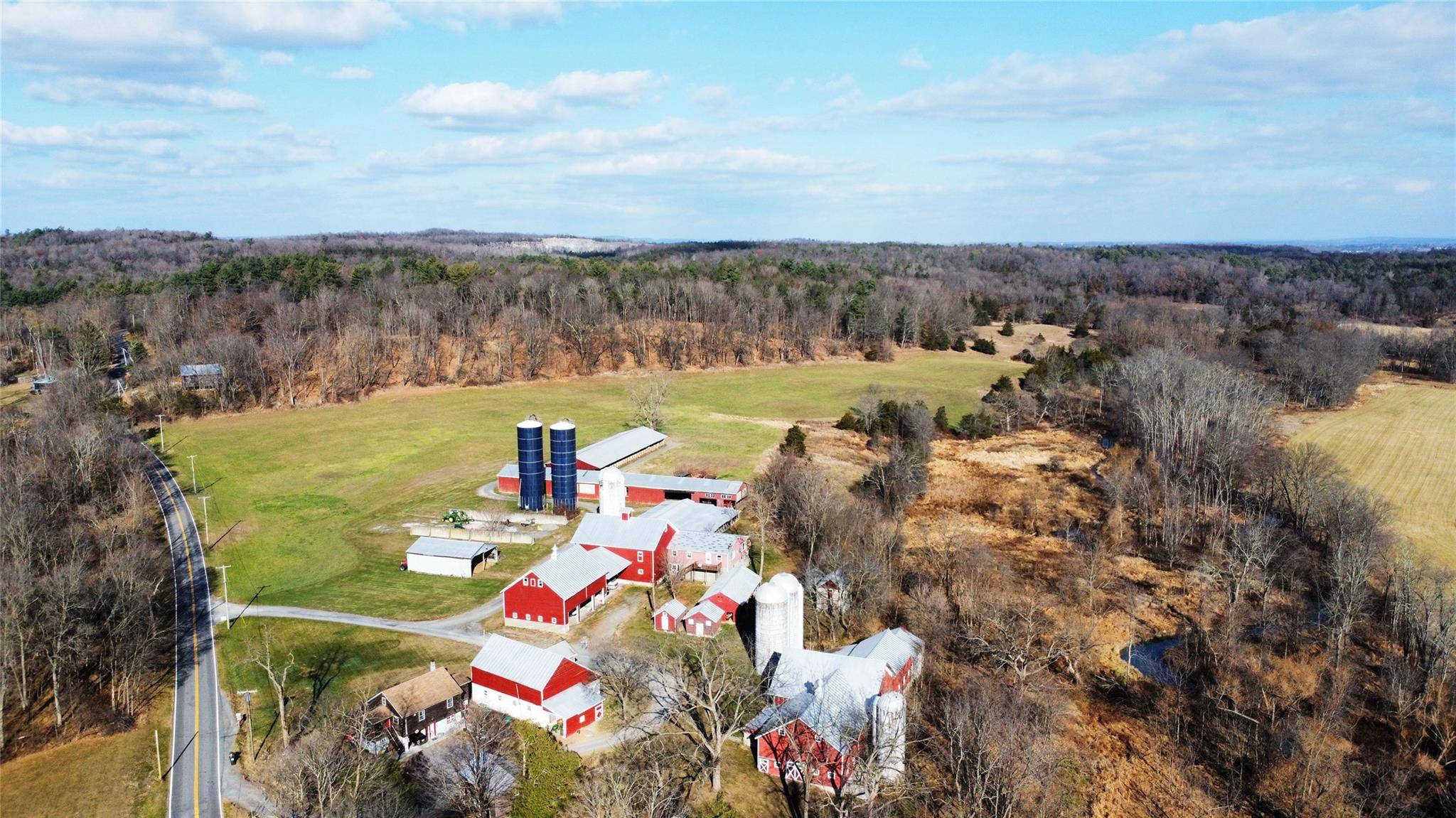 Hudson, NY 12534,274 Fingar RD