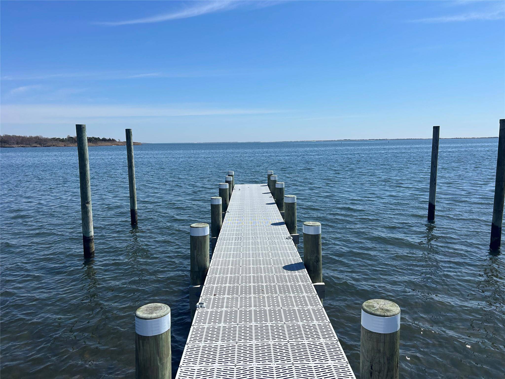Mastic Beach, NY 11951,47 Oceanview DR