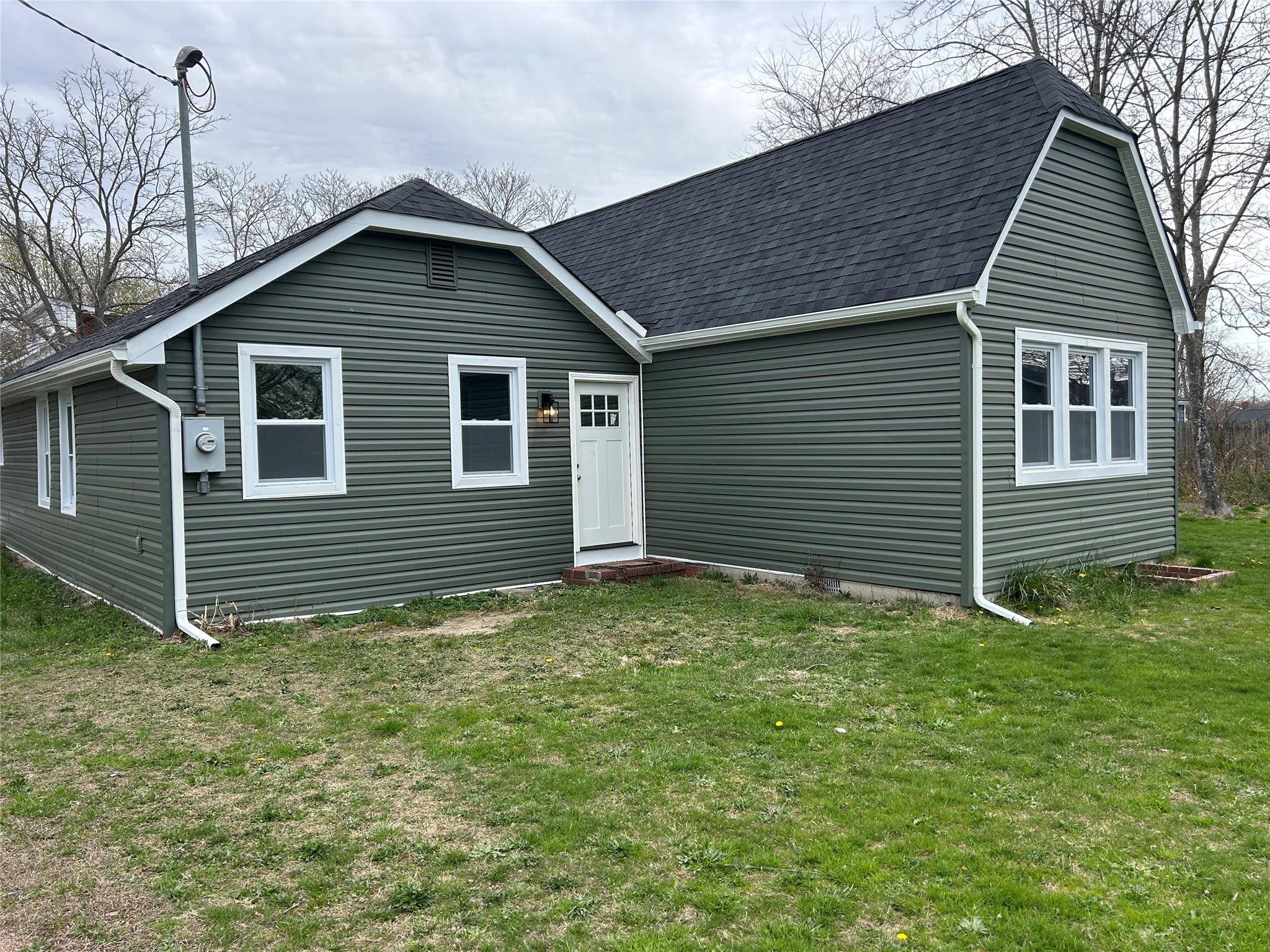 Brookhaven, NY 11951,107 Cranberry DR