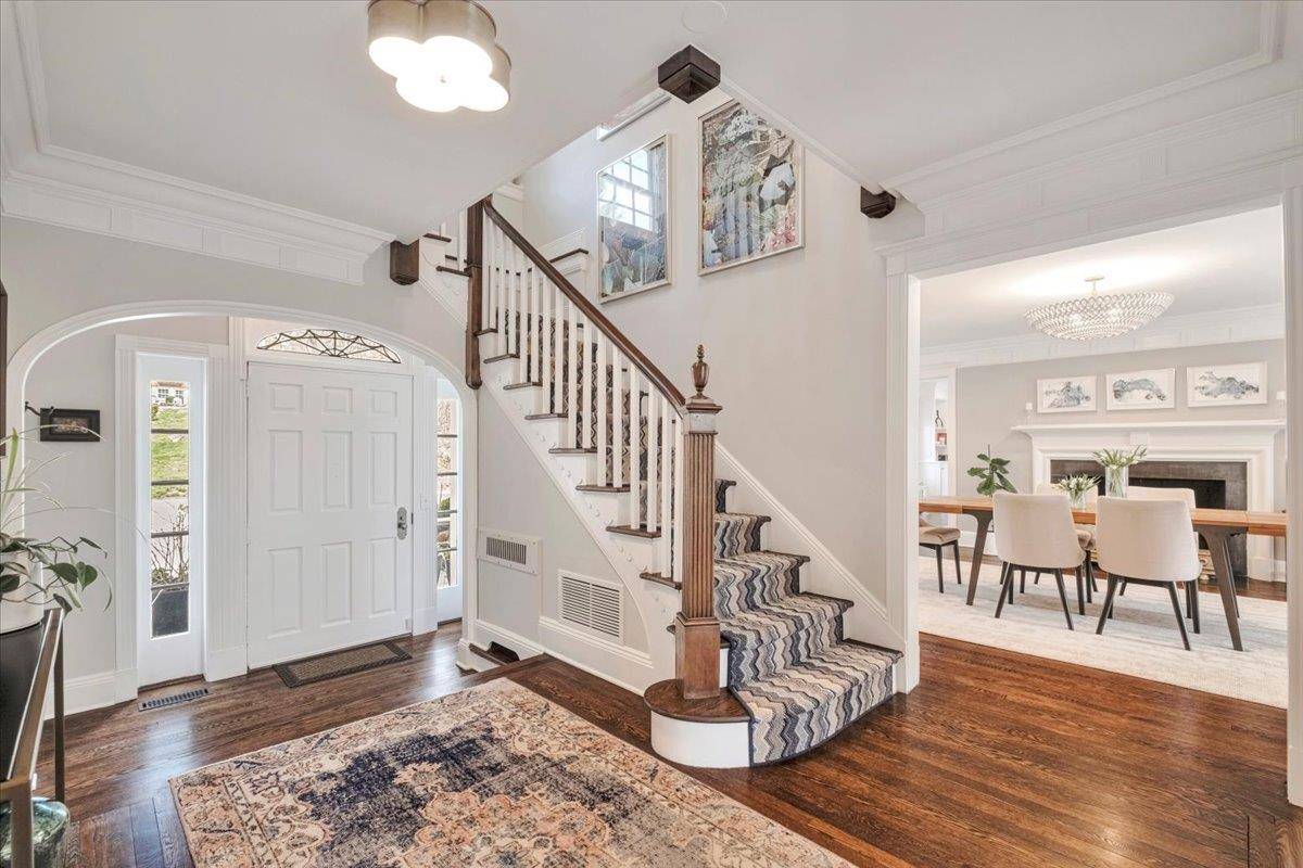 Chappaqua, NY 10514,55 Deepwood DR
