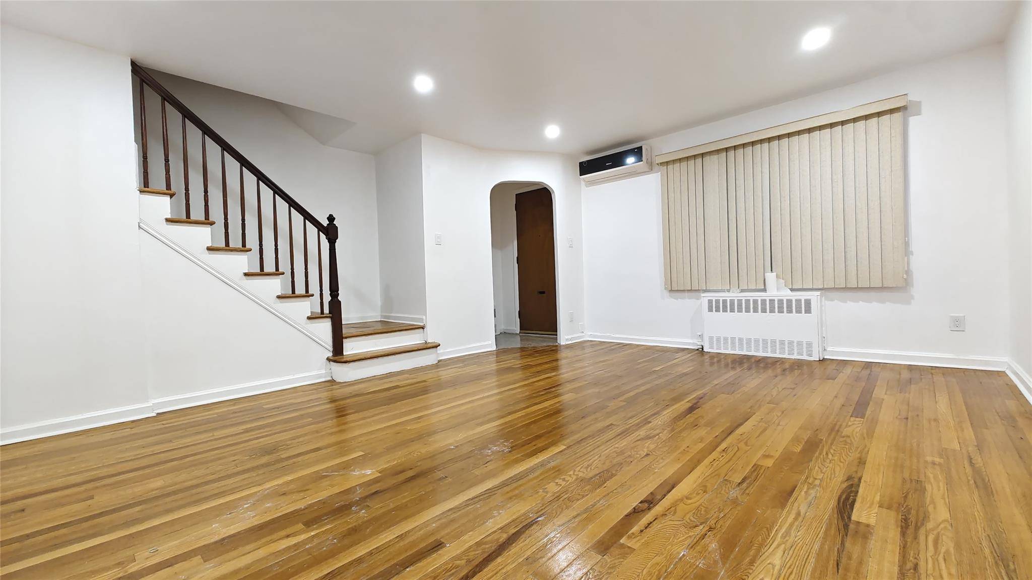 Flushing, NY 11367,150-12 78th AVE