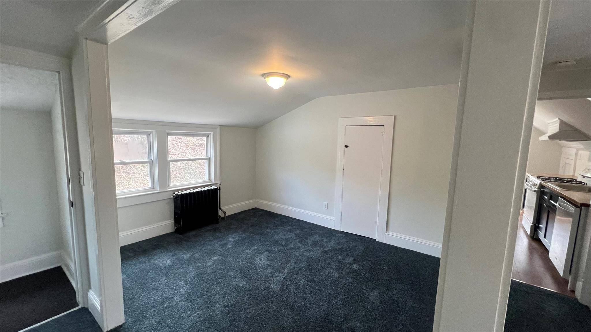 Glen Cove, NY 11542,44 Continental PL