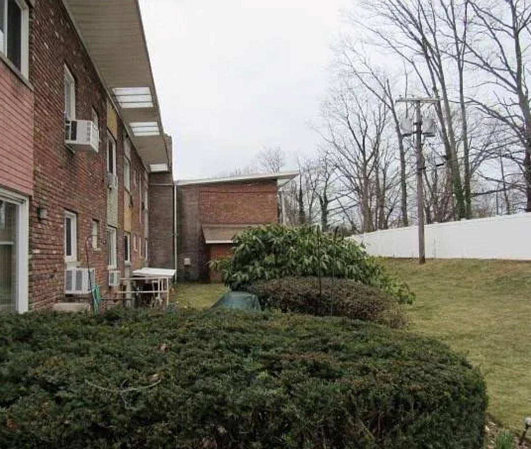 Levittown, NY 11756,269 Nth Newbridge Road #C1