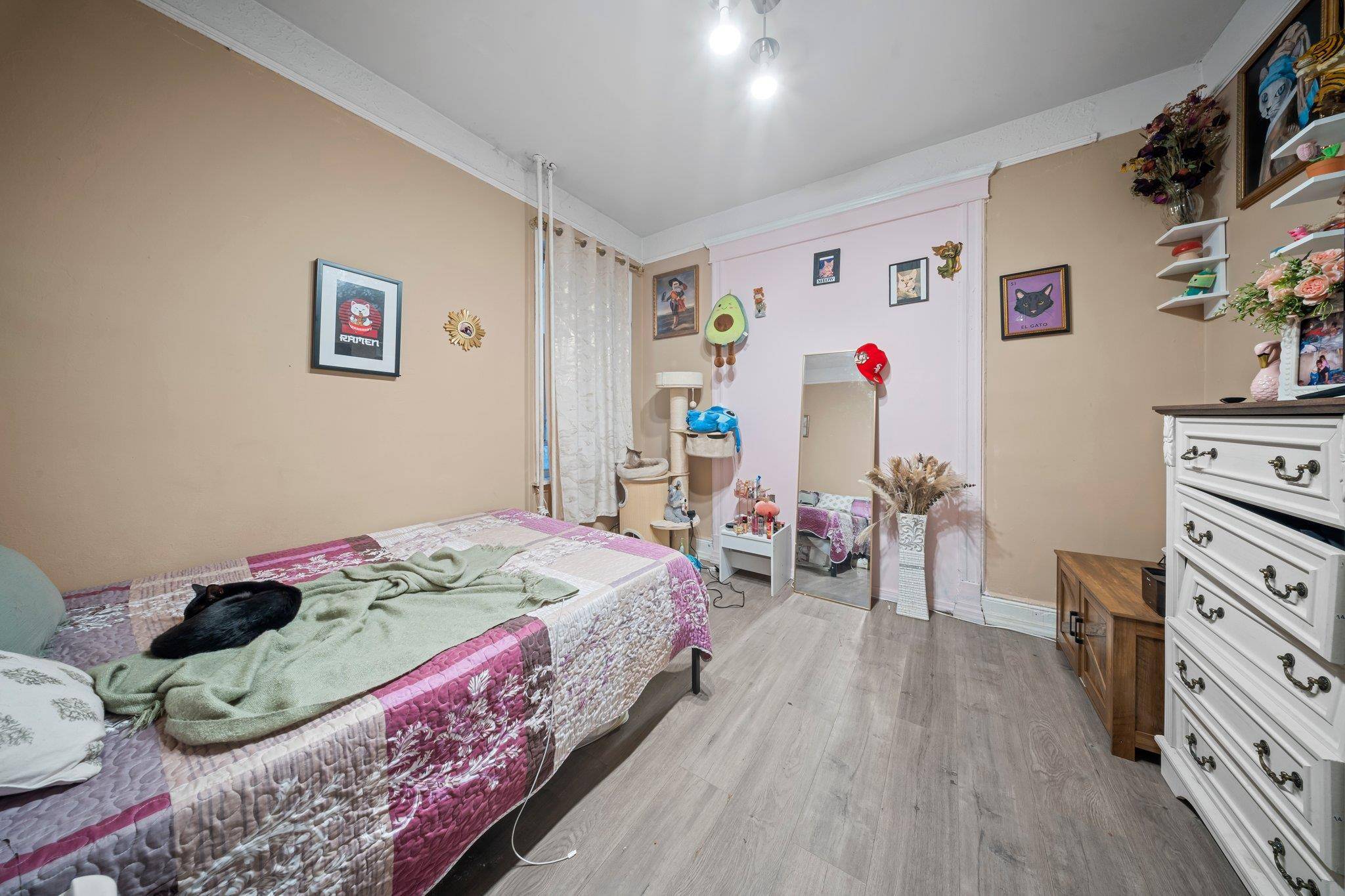East Elmhurst, NY 11369,3219 104th ST