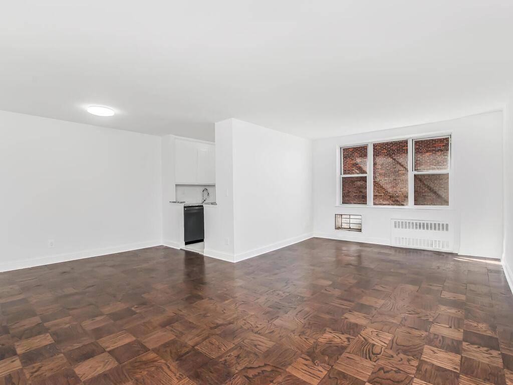 Yonkers, NY 10705,101 Highland AVE #5D