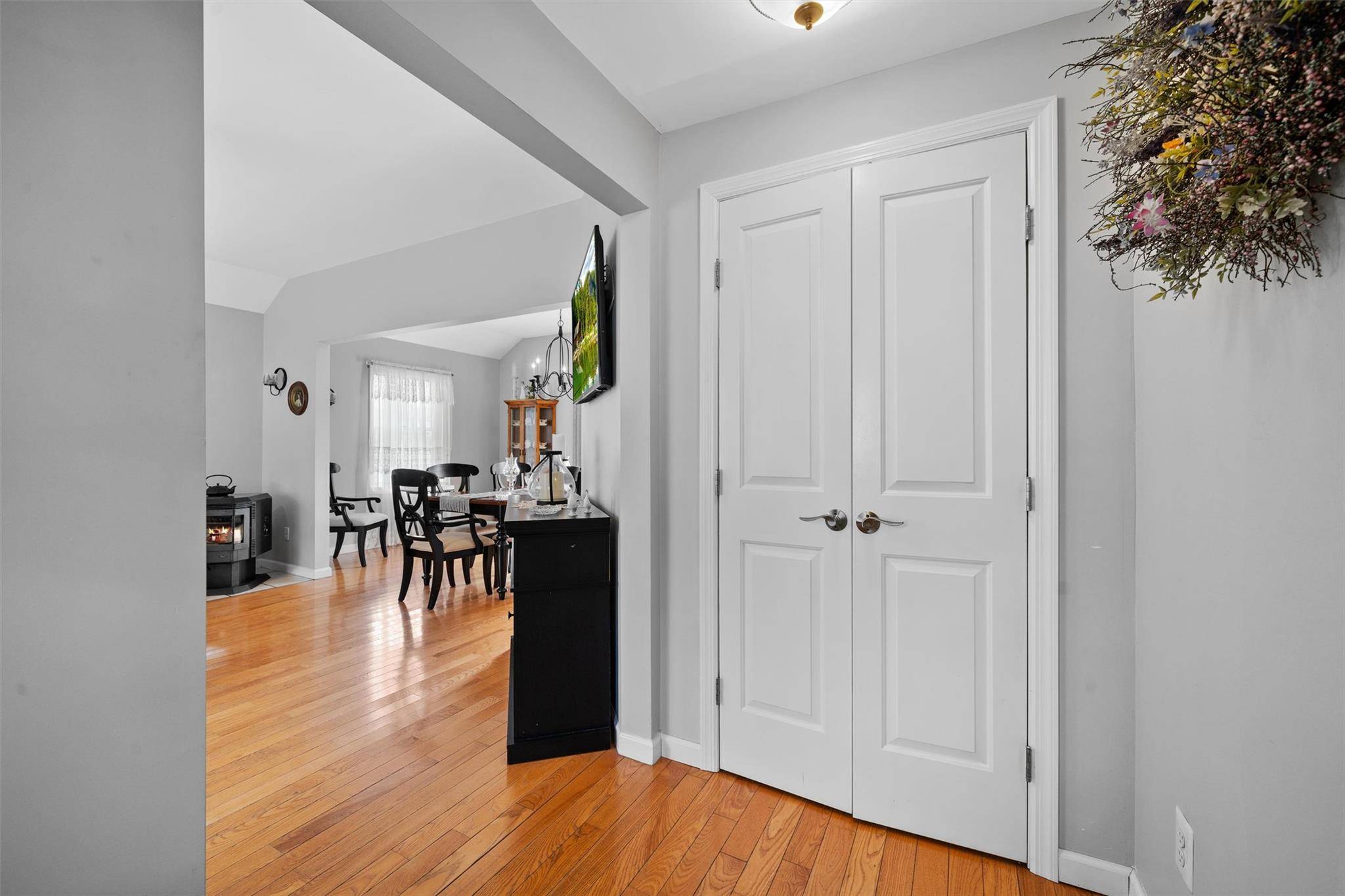 Greenwood Lake, NY 10925,48 Murray RD