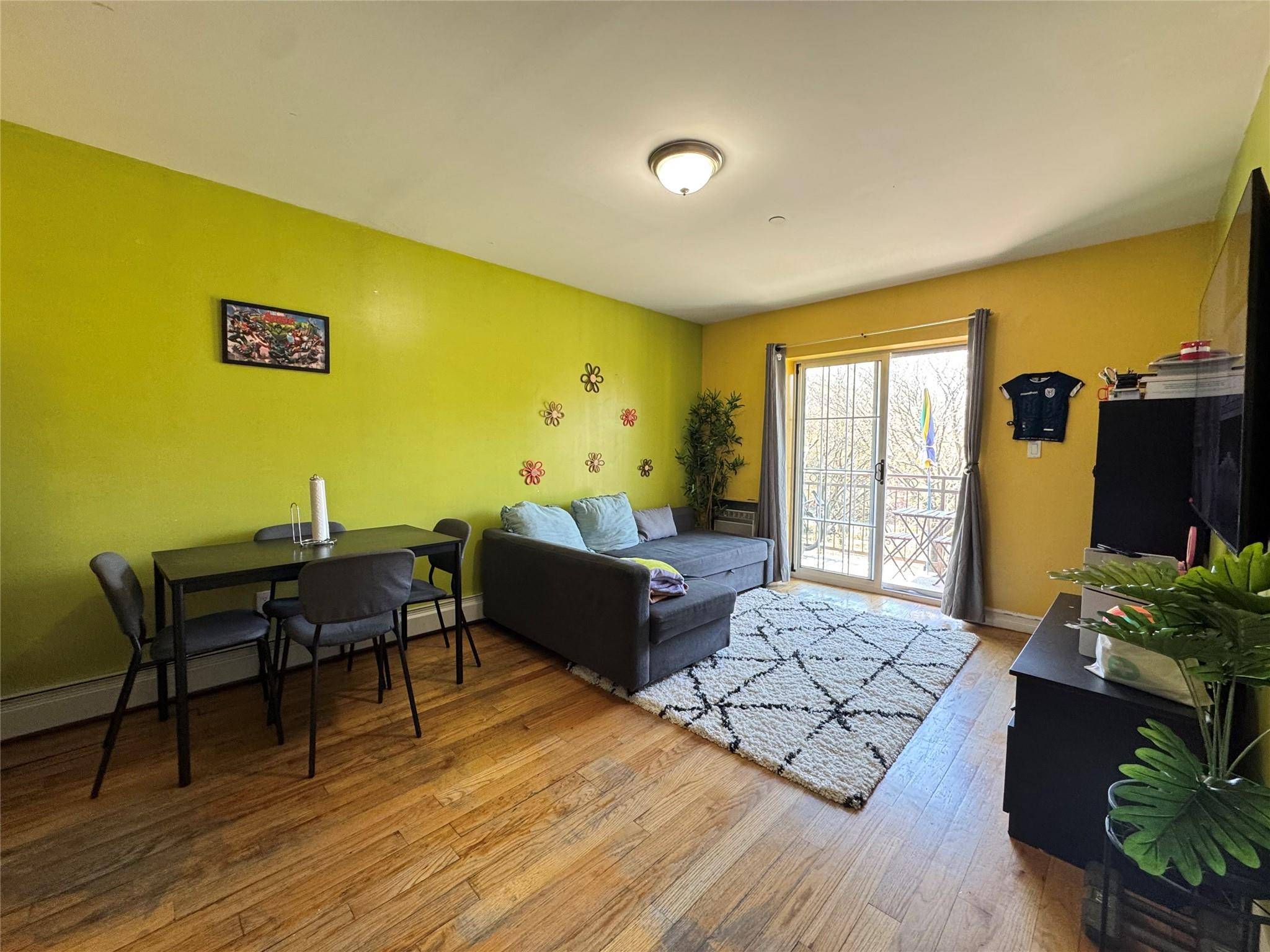 Corona, NY 11368,53-12 102nd ST