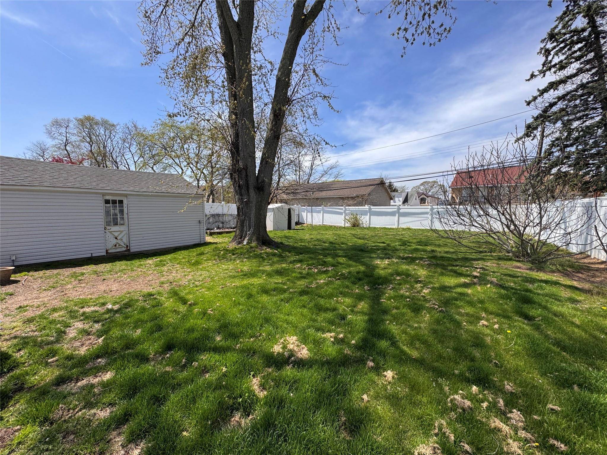 Valley Stream, NY 11580,758 Wyngate DR