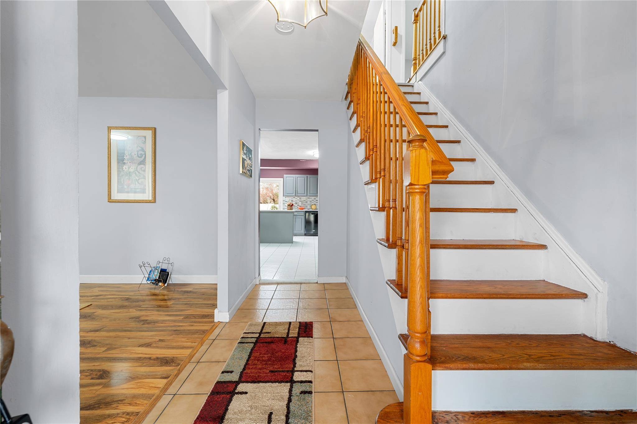 South Setauket, NY 11720,30 Brookfield LN