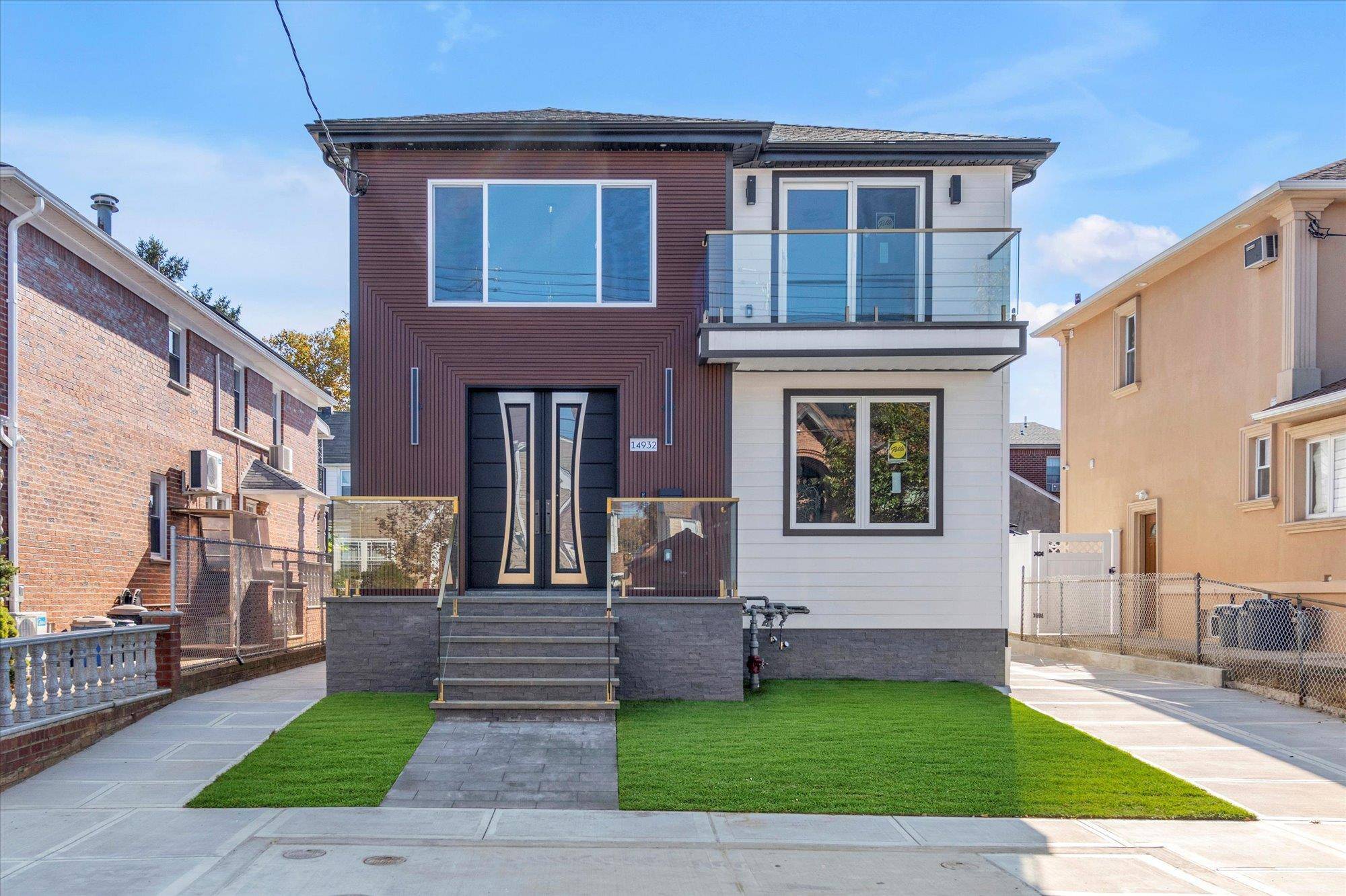 Whitestone, NY 11357,149-32 19th ave
