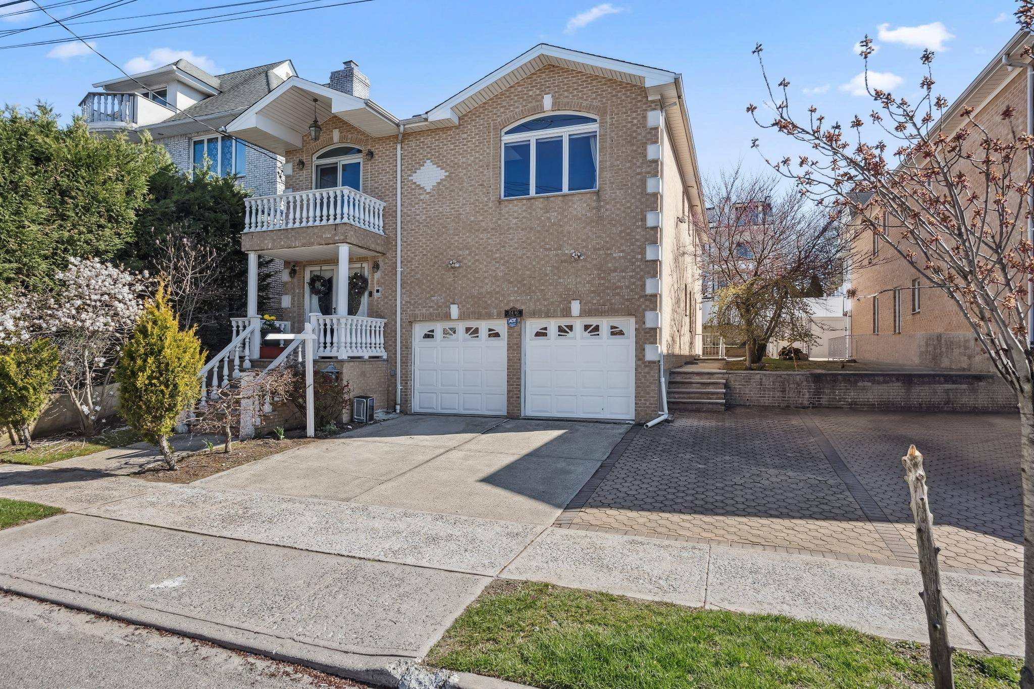 Whitestone, NY 11357,154-60 Riverside DR
