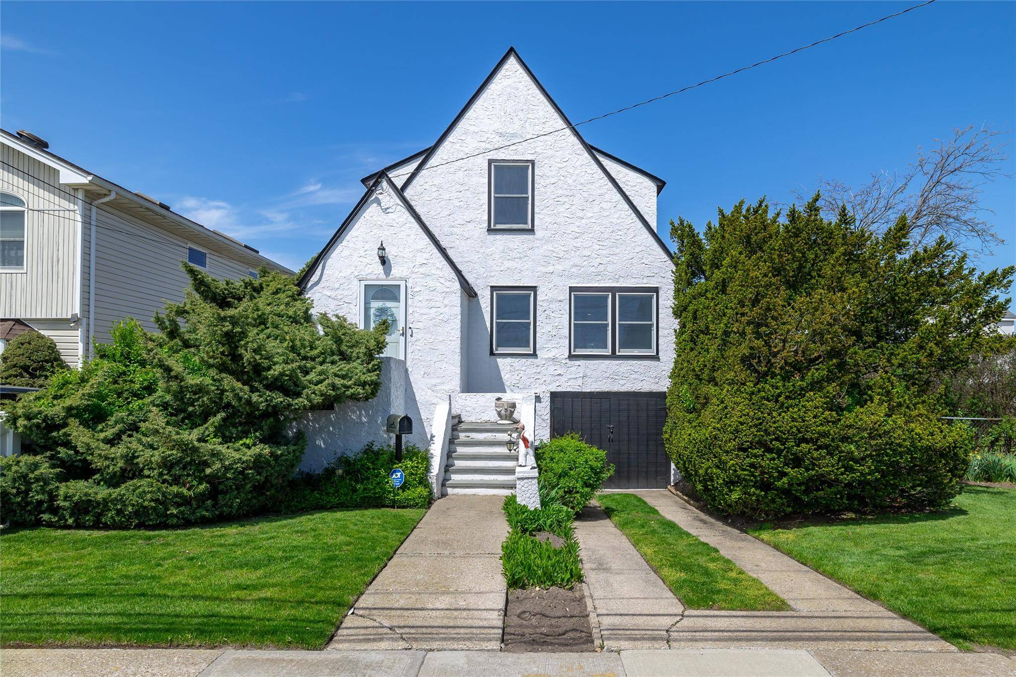 Island Park, NY 11558,1020 Sunset AVE