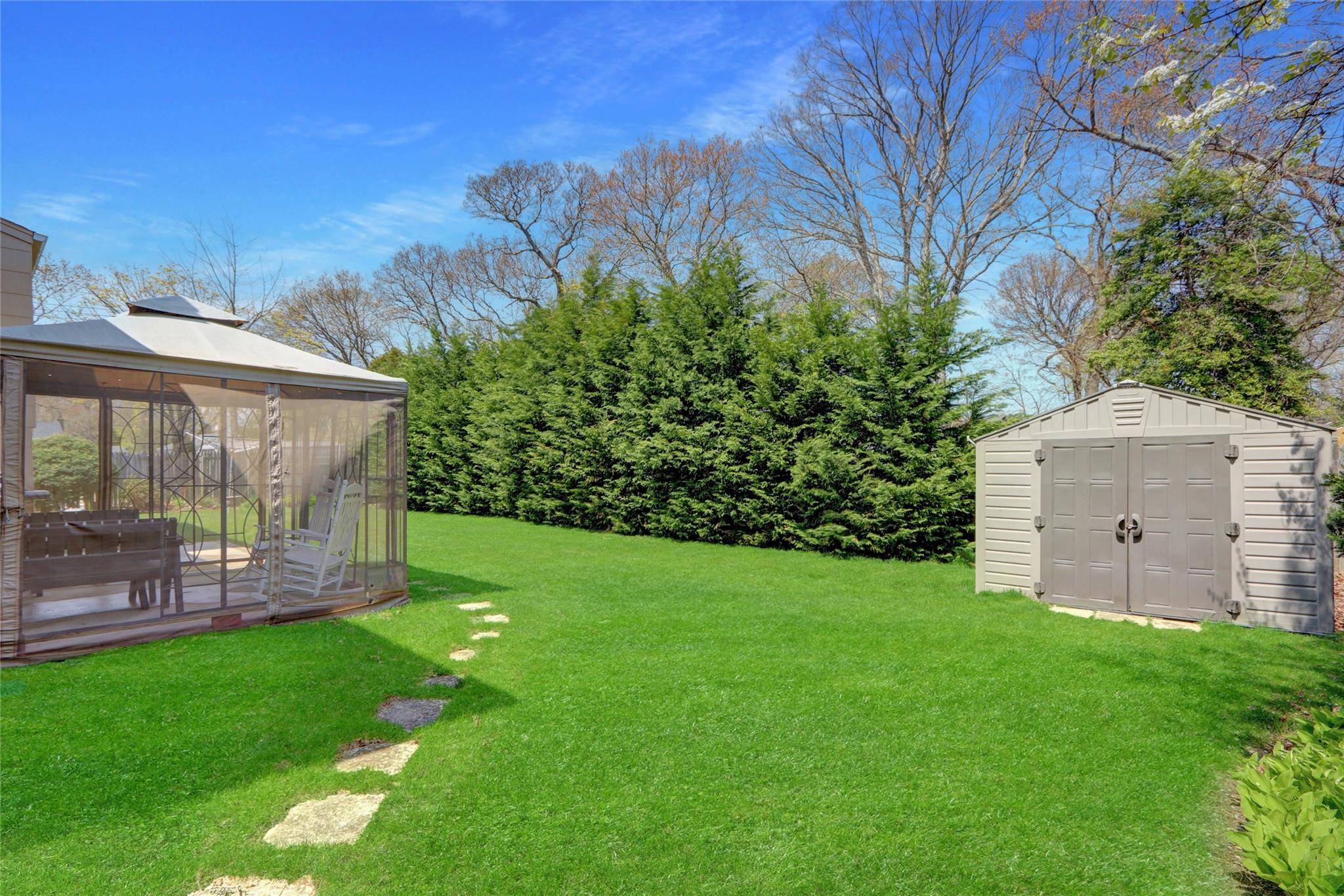 Selden, NY 11784,59A Cedarhurst AVE