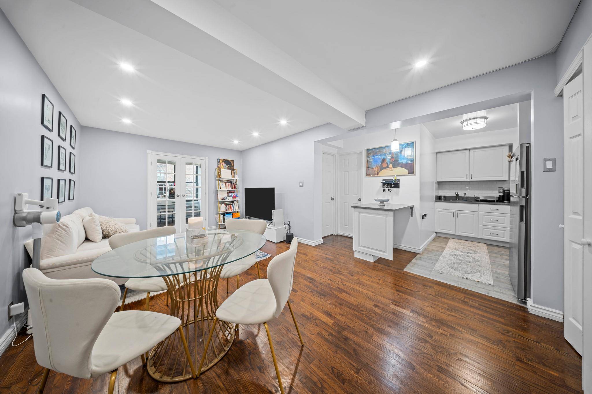 Corona, NY 11368,5803 Calloway ST #4FF