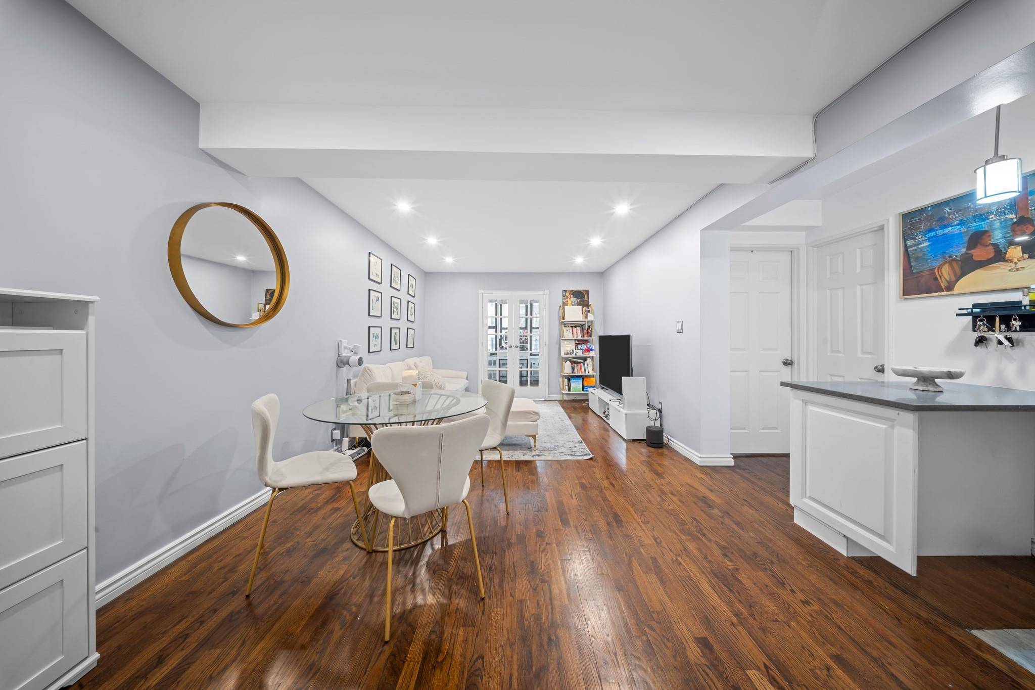 Corona, NY 11368,5803 Calloway ST #4FF