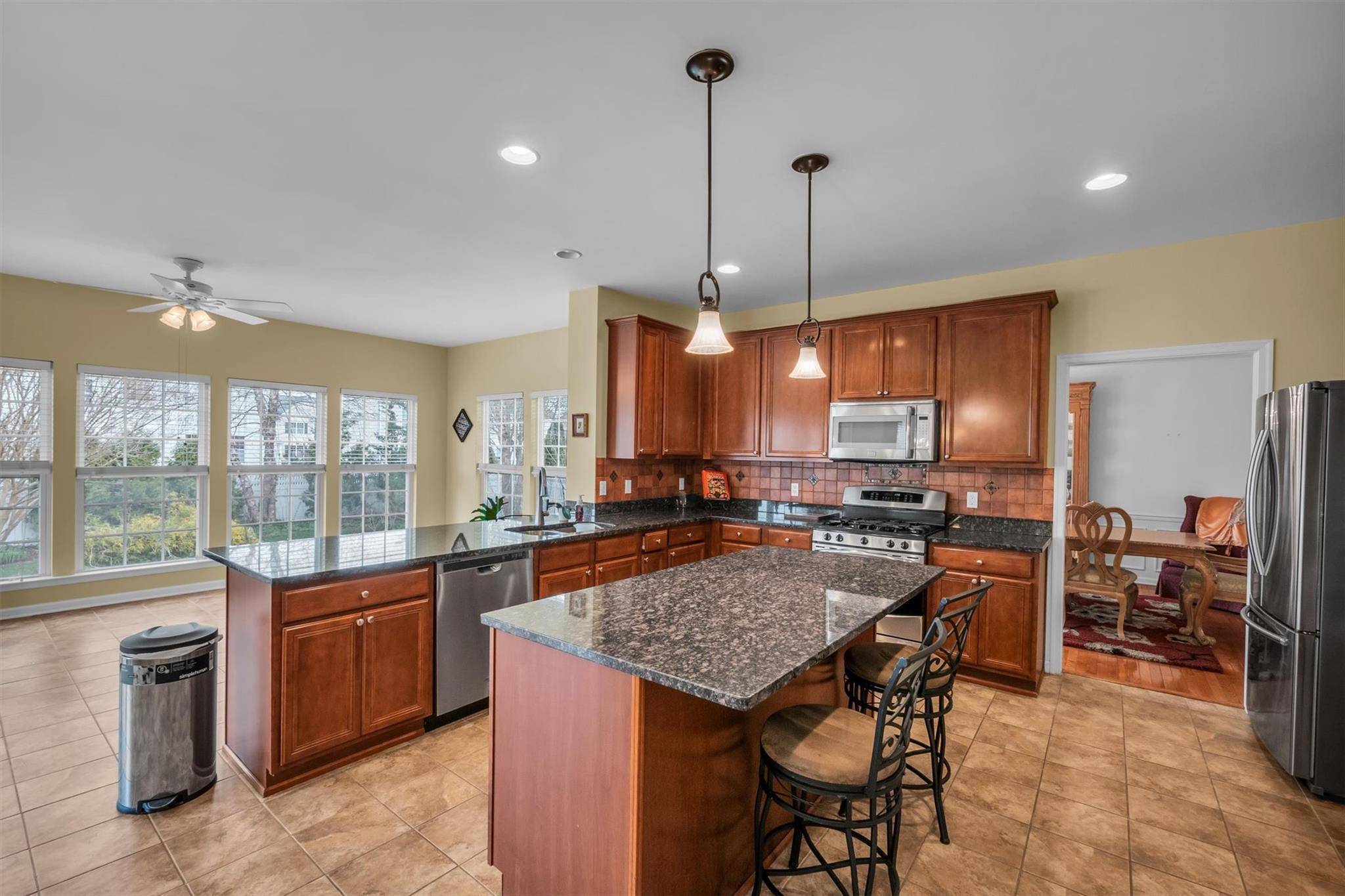 Mount Sinai, NY 11766,8 Woodstork DR