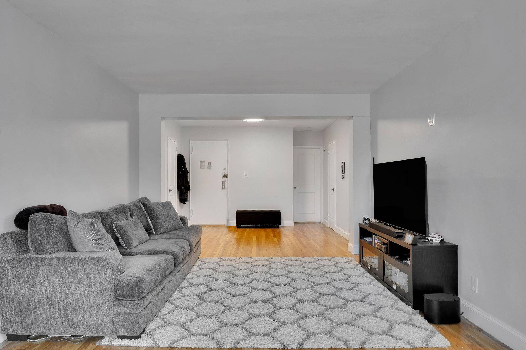 Oakland Gardens, NY 11364,226-26 Union TPKE #2C