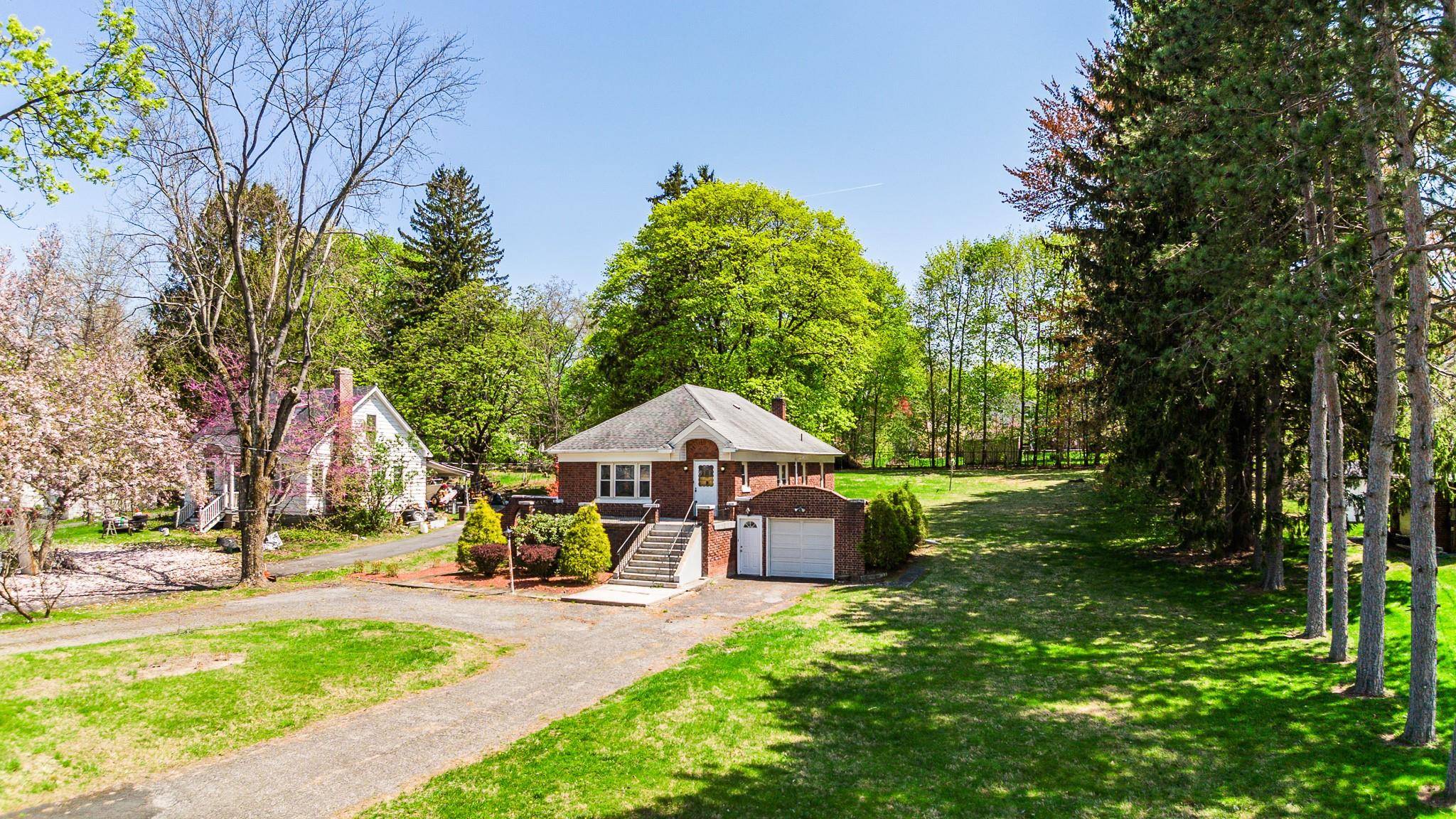 New Windsor, NY 12553,263 Quassaick AVE