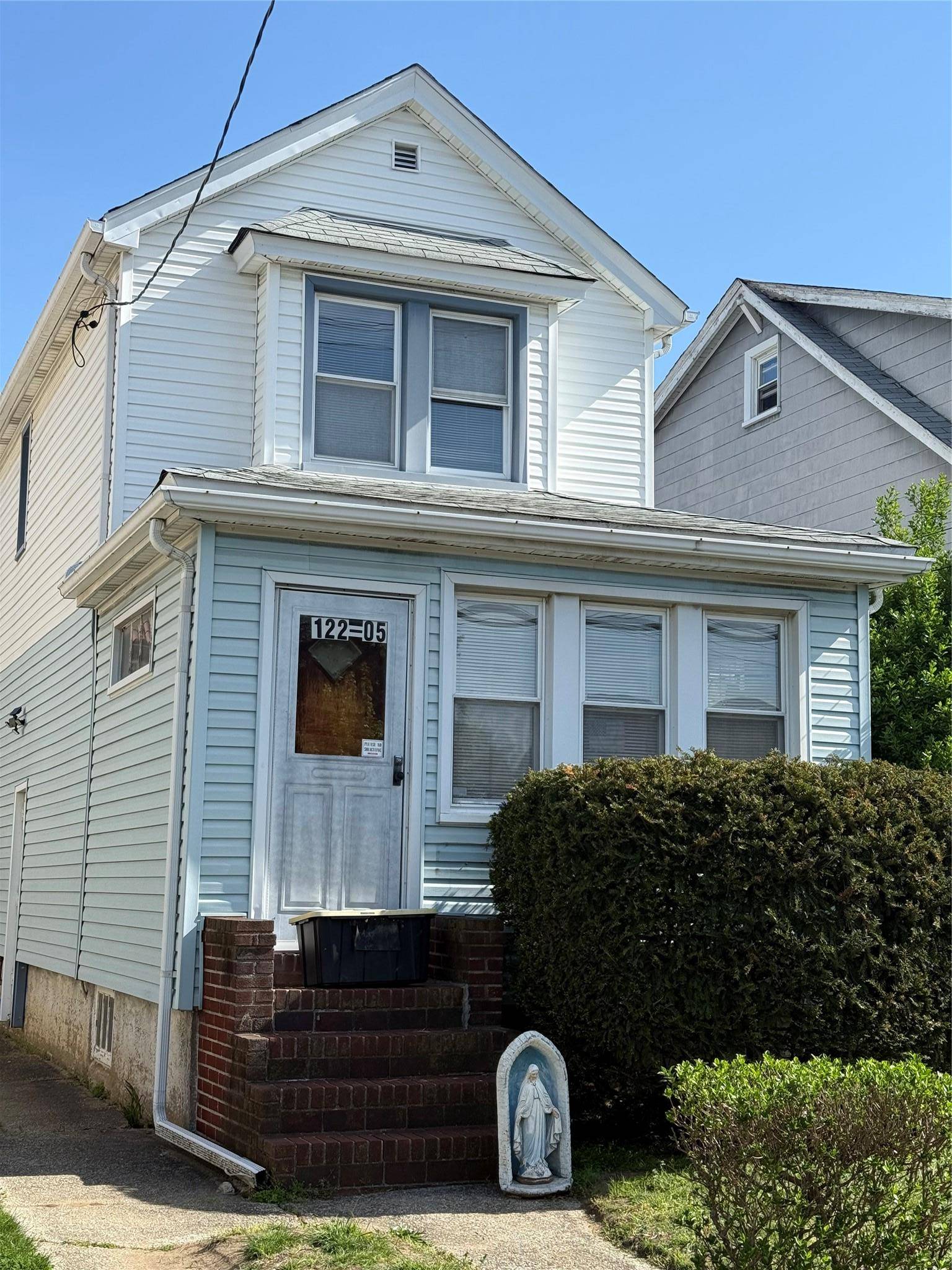 South Ozone Park, NY 11420,122-05 133rd AVE